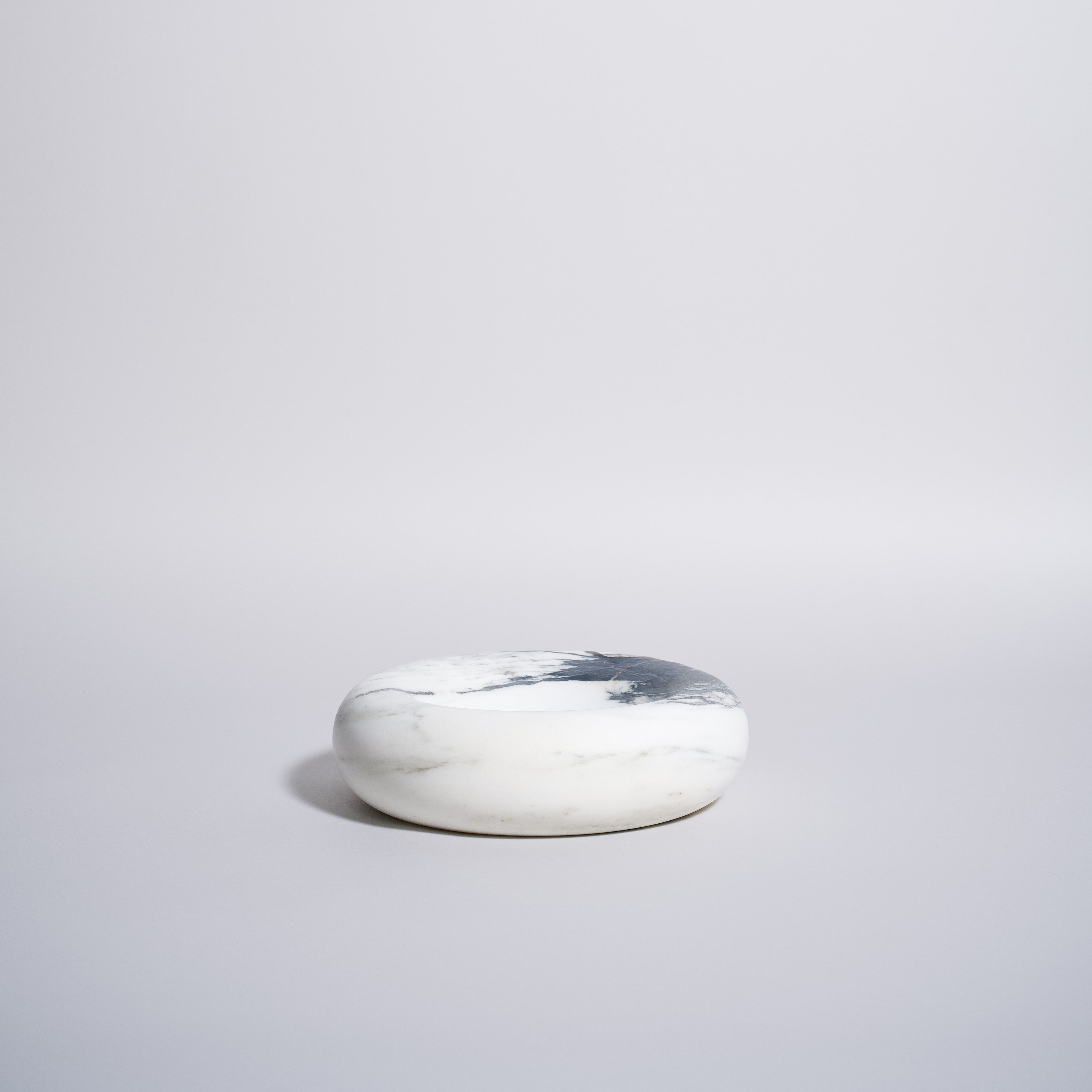 As Shown in Oriental Carrara White, Small