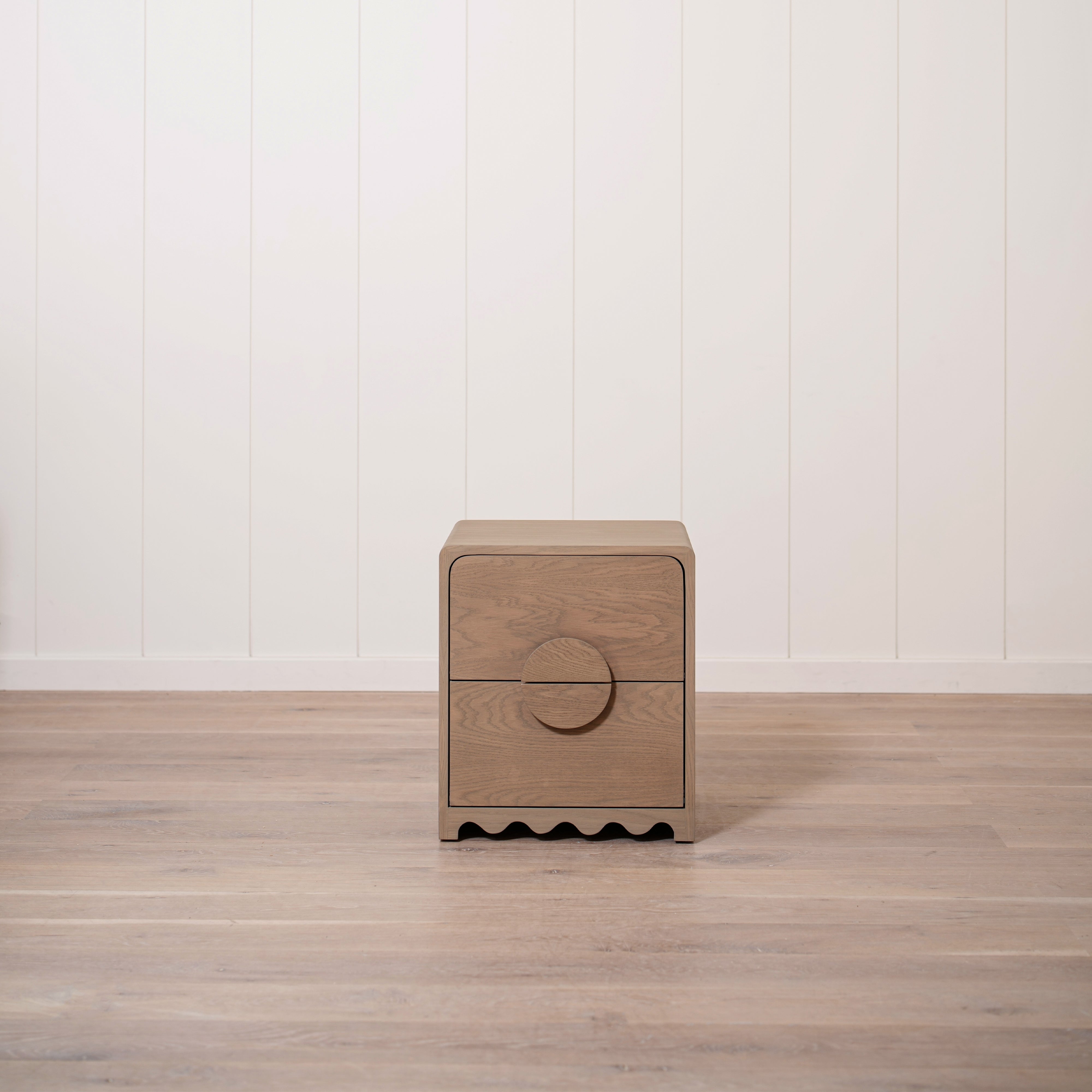 As Shown: 20"L x 18"D x 23"H | Material: Solid Oak | Finish: Hazel