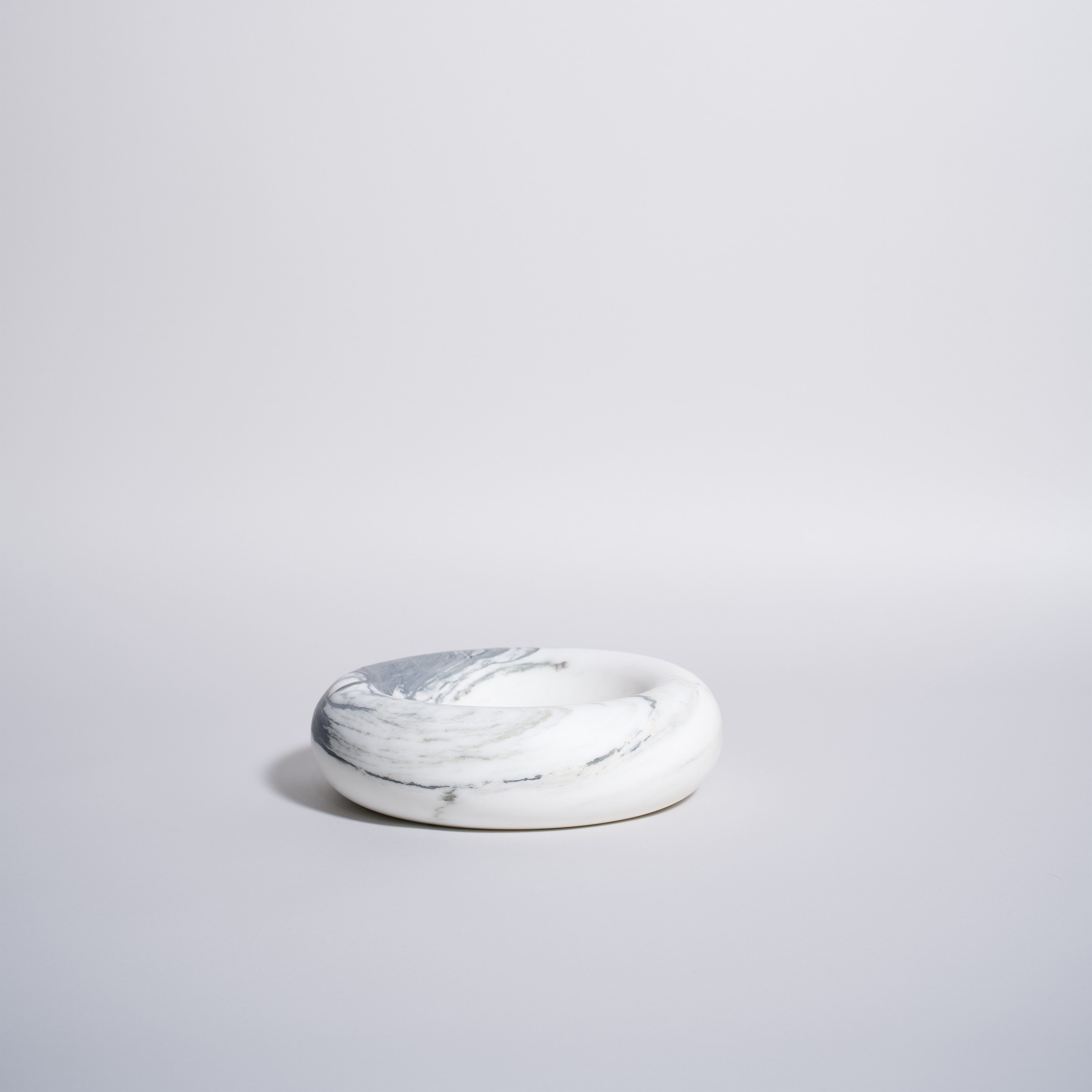 As Shown in Oriental Carrara White, Small