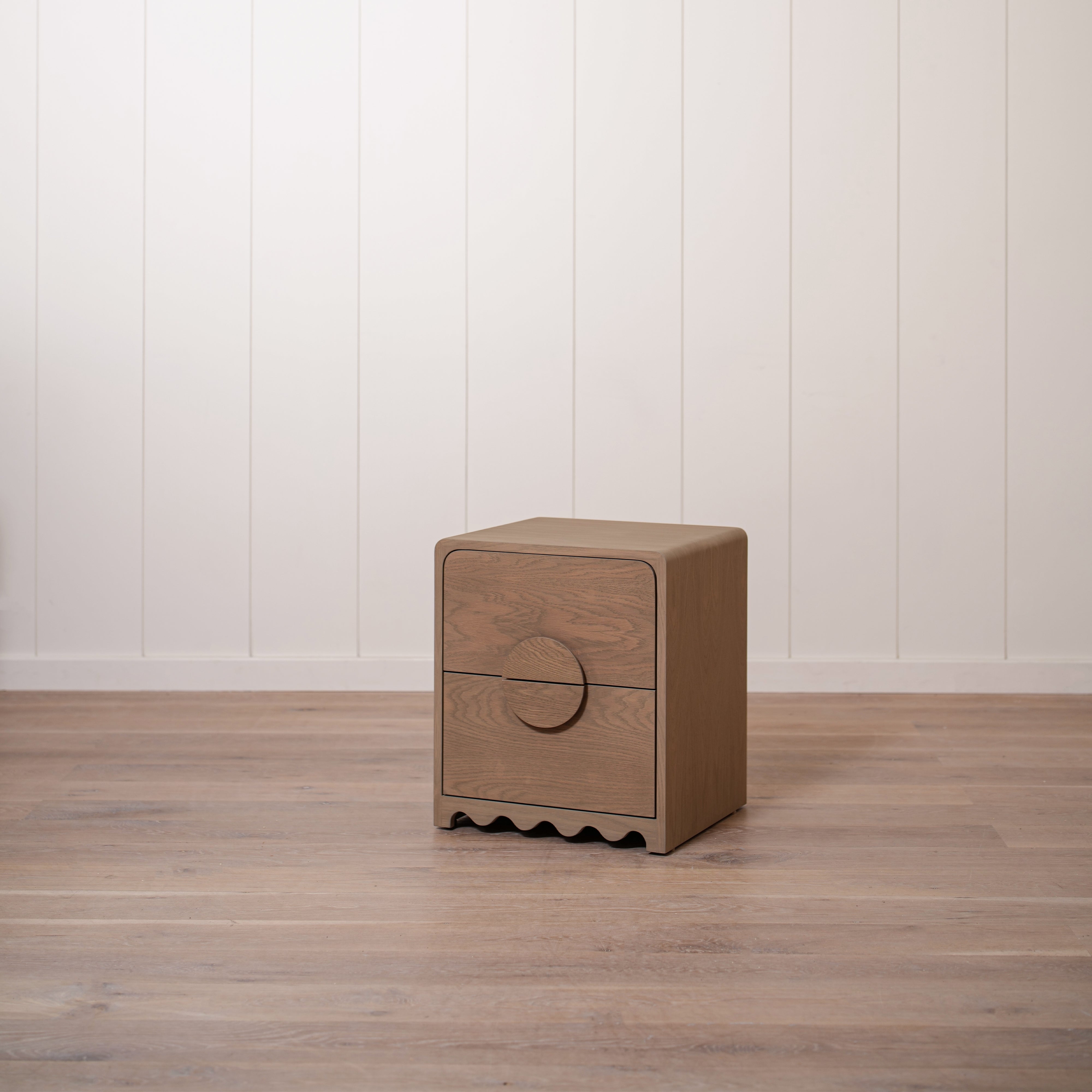 As Shown: 20"L x 18"D x 23"H | Material: Solid Oak | Finish: Hazel