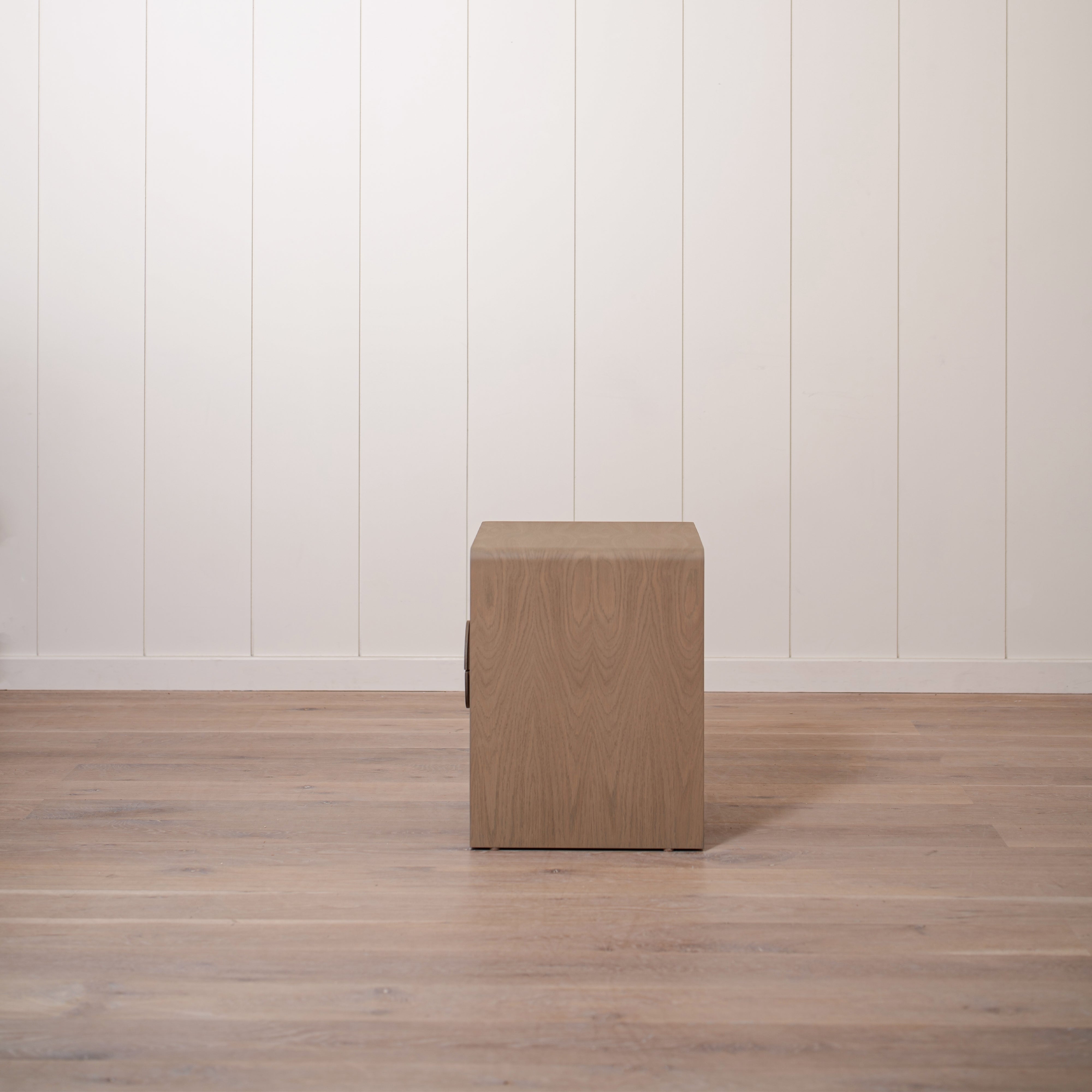 As Shown: 20"L x 18"D x 23"H | Material: Solid Oak | Finish: Hazel