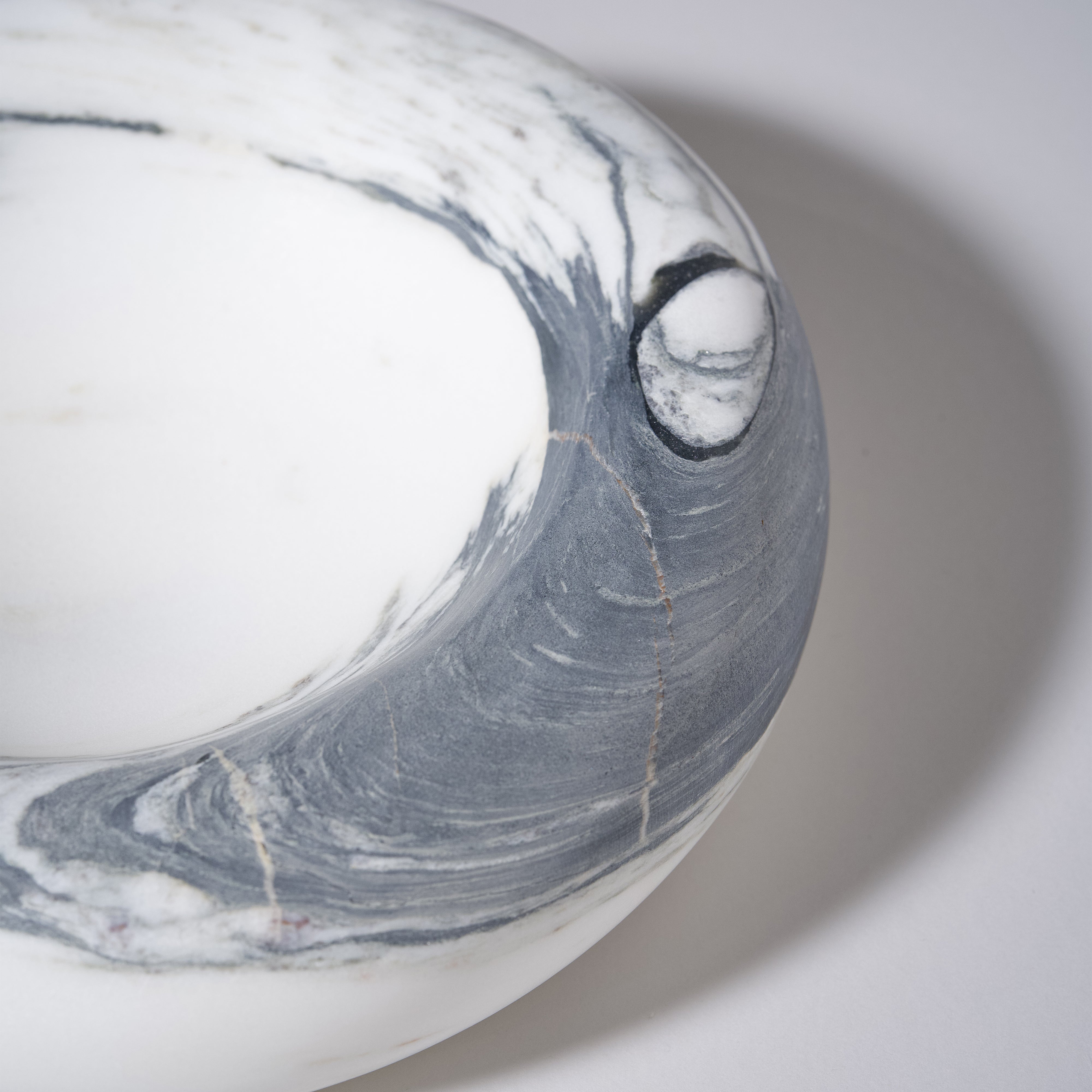 As Shown in Oriental Carrara White, Small