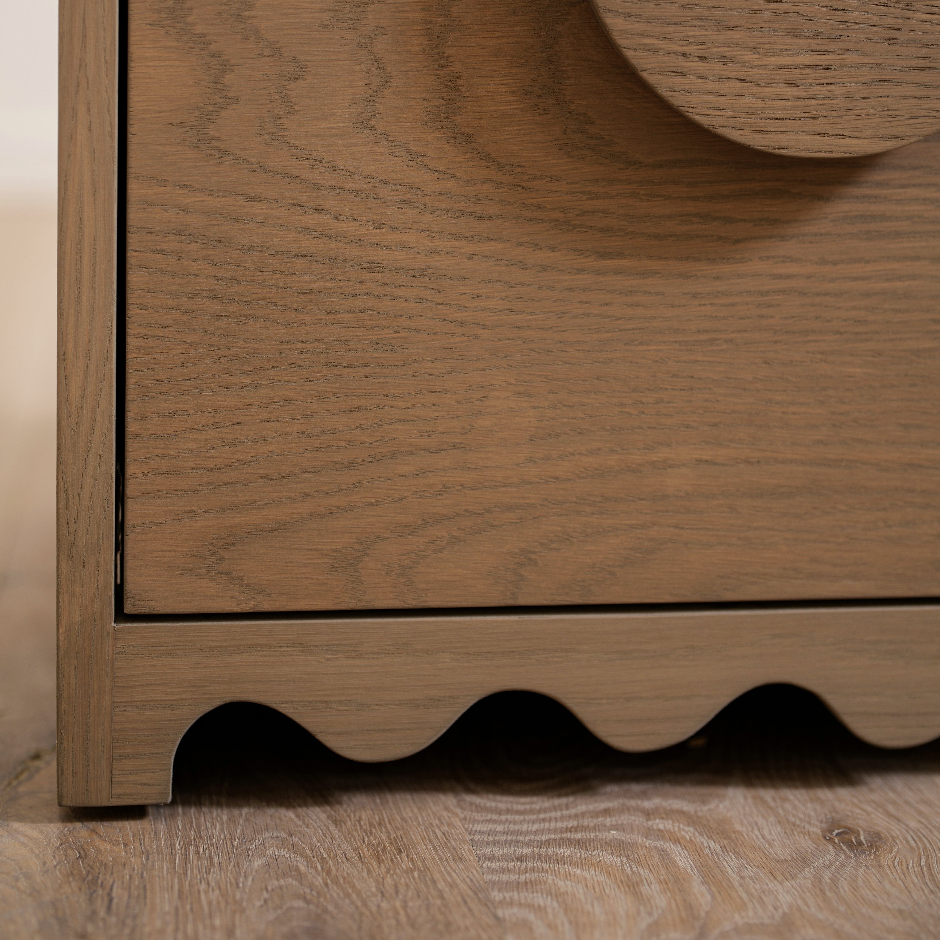 As Shown: 20"L x 18"D x 23"H | Material: Solid Oak | Finish: Hazel