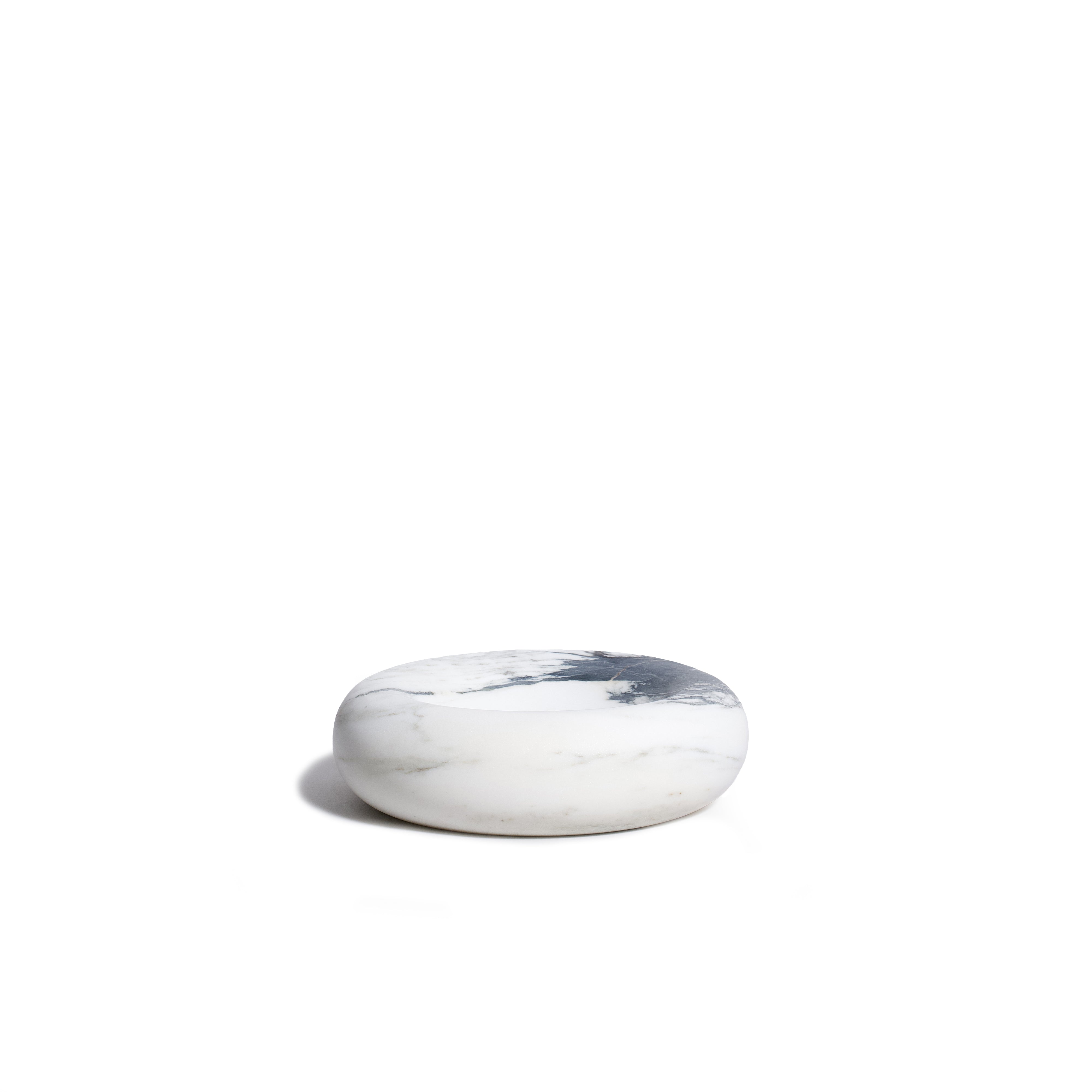 As Shown in Oriental Carrara White, Small
