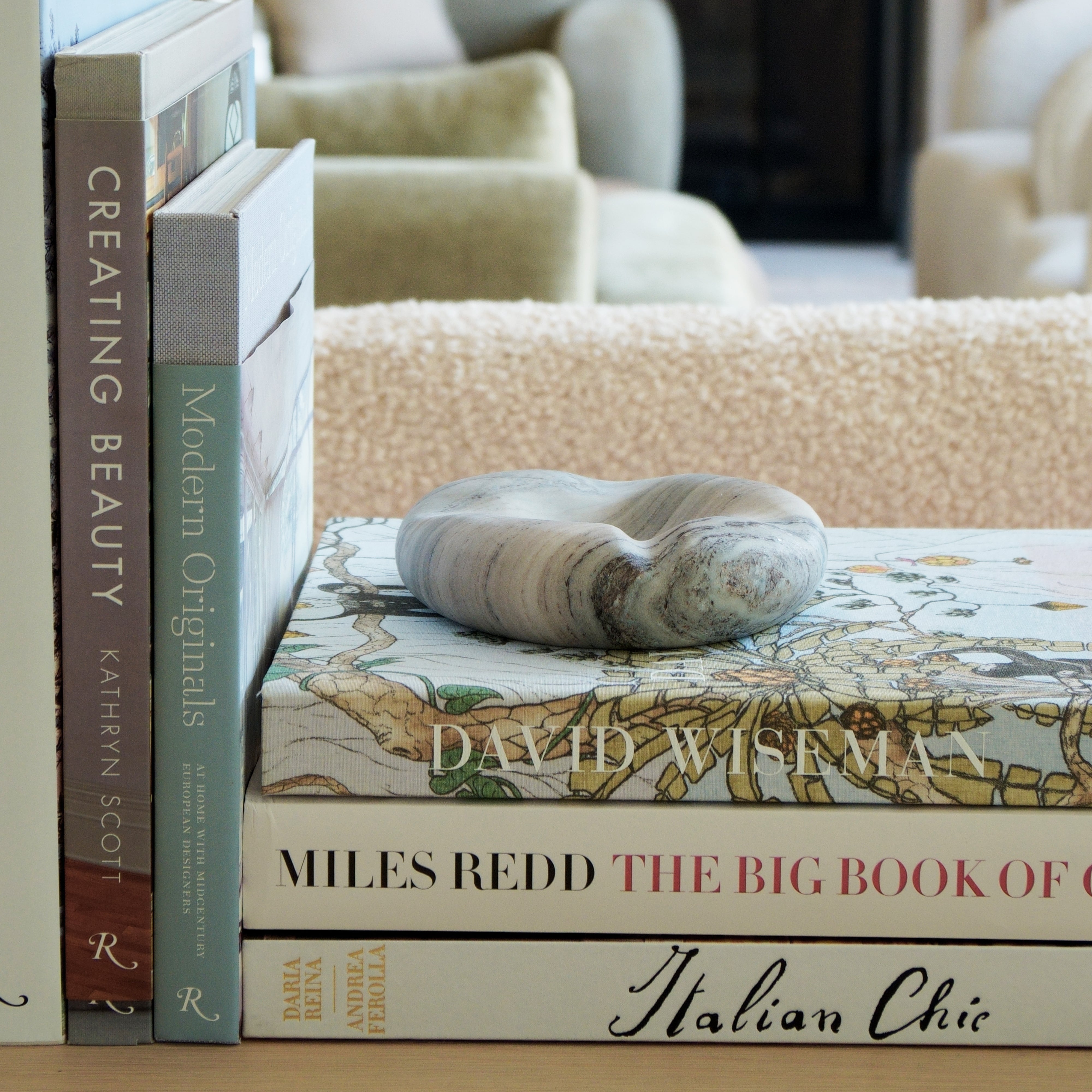 As Shown in Small, China Palissandro