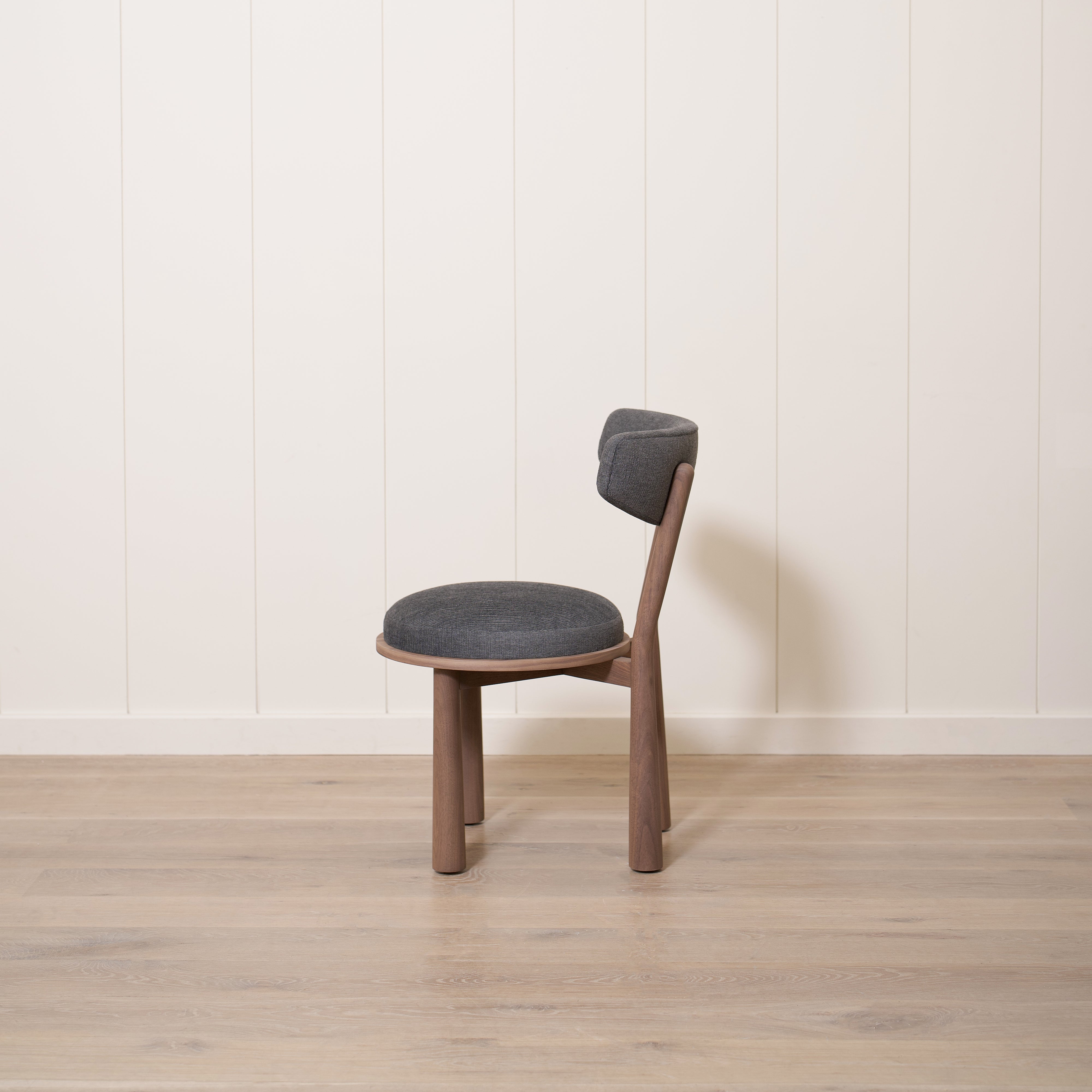 As Shown: 22"W x 21"D x 31"H | Fabric: COM | Finish: Chestnut