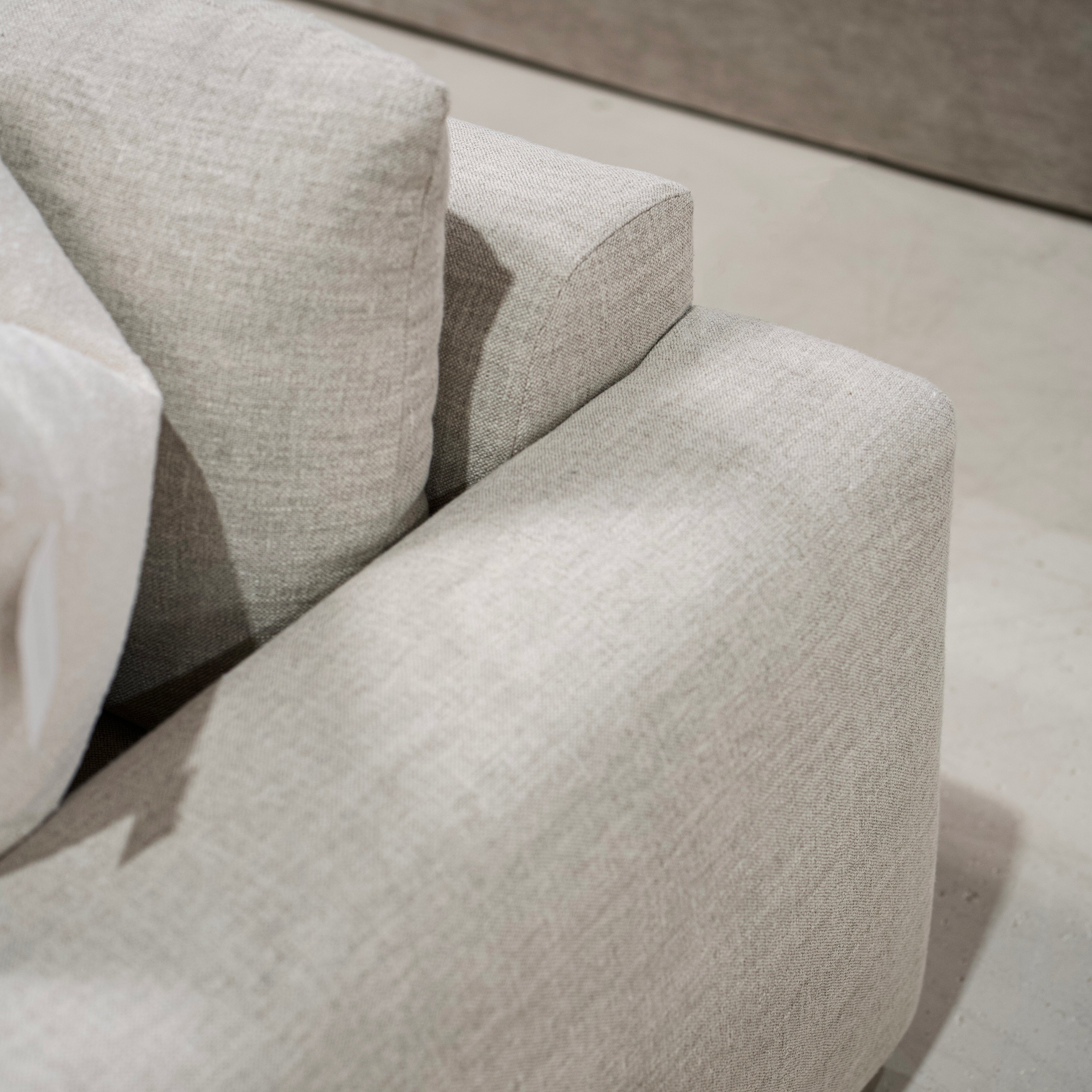 As Shown in Belgian Fog