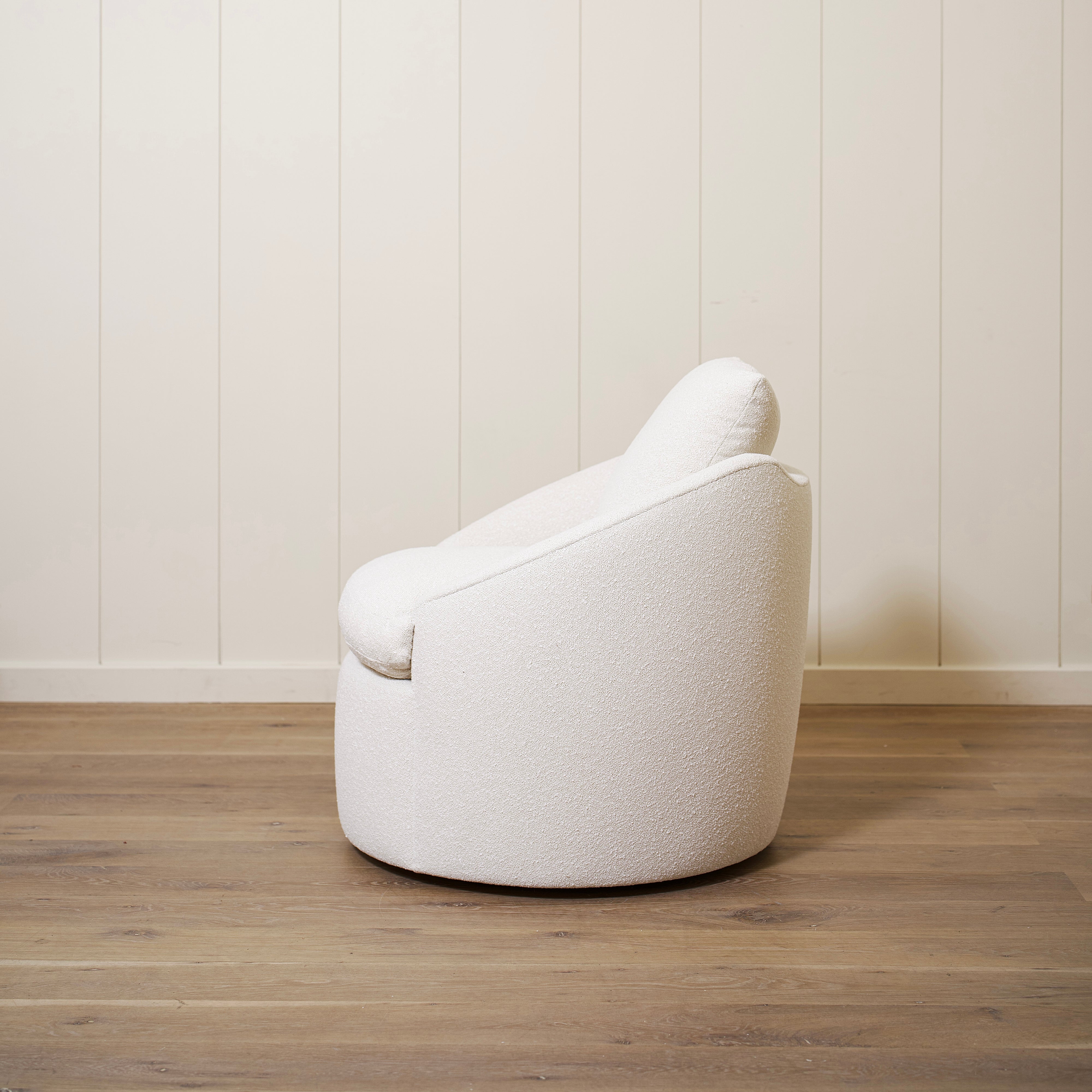 As Shown in Marsh Cream