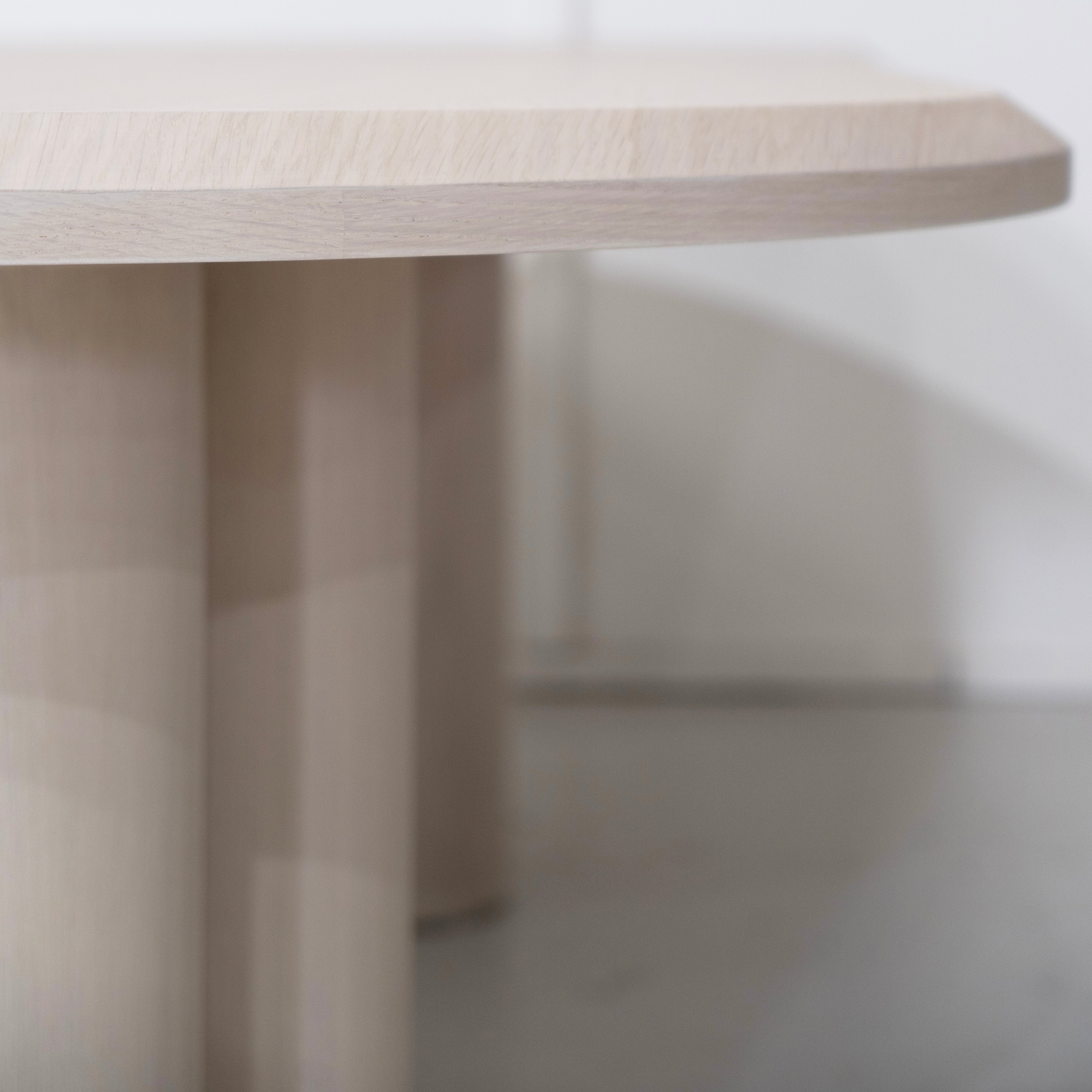 As Shown: in Mint White Super White, bevelled edge.