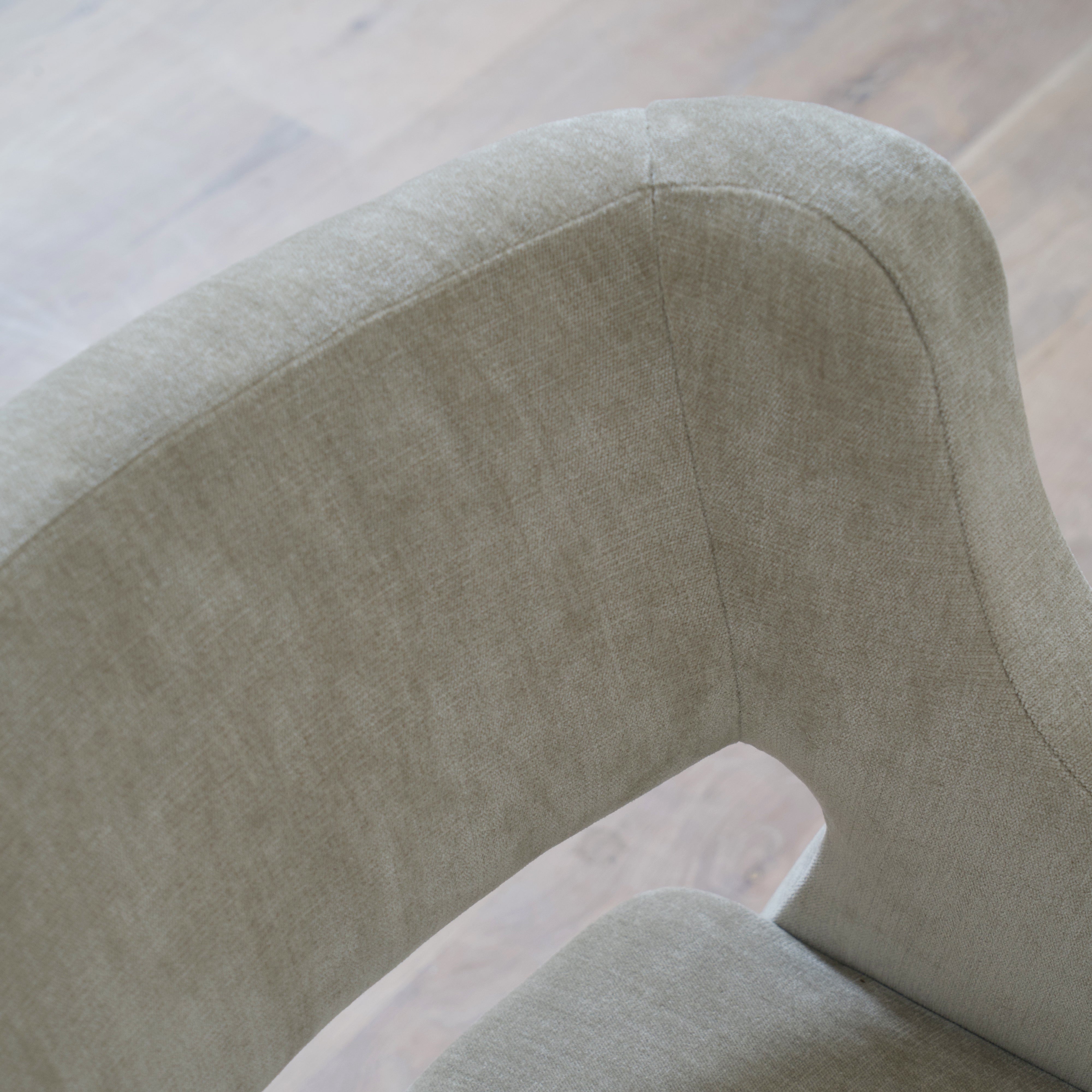 As Shown: 23"W x 25"D x 32"H | Fabric: Canyon Dune
