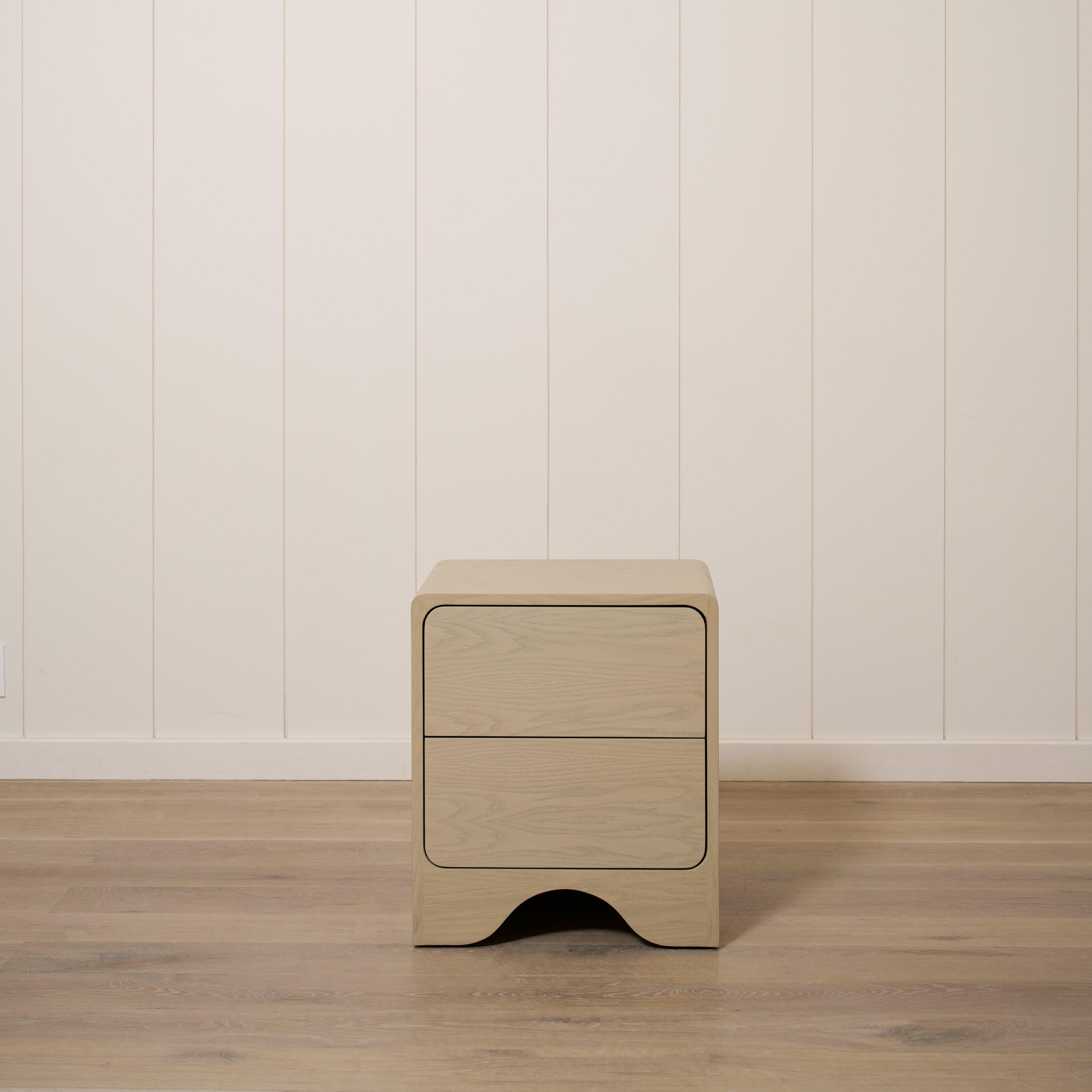 As Shown: 20"L x 18"D x 23"H | Material: Solid Oak | Finish: Natural | Push Open Mechanism