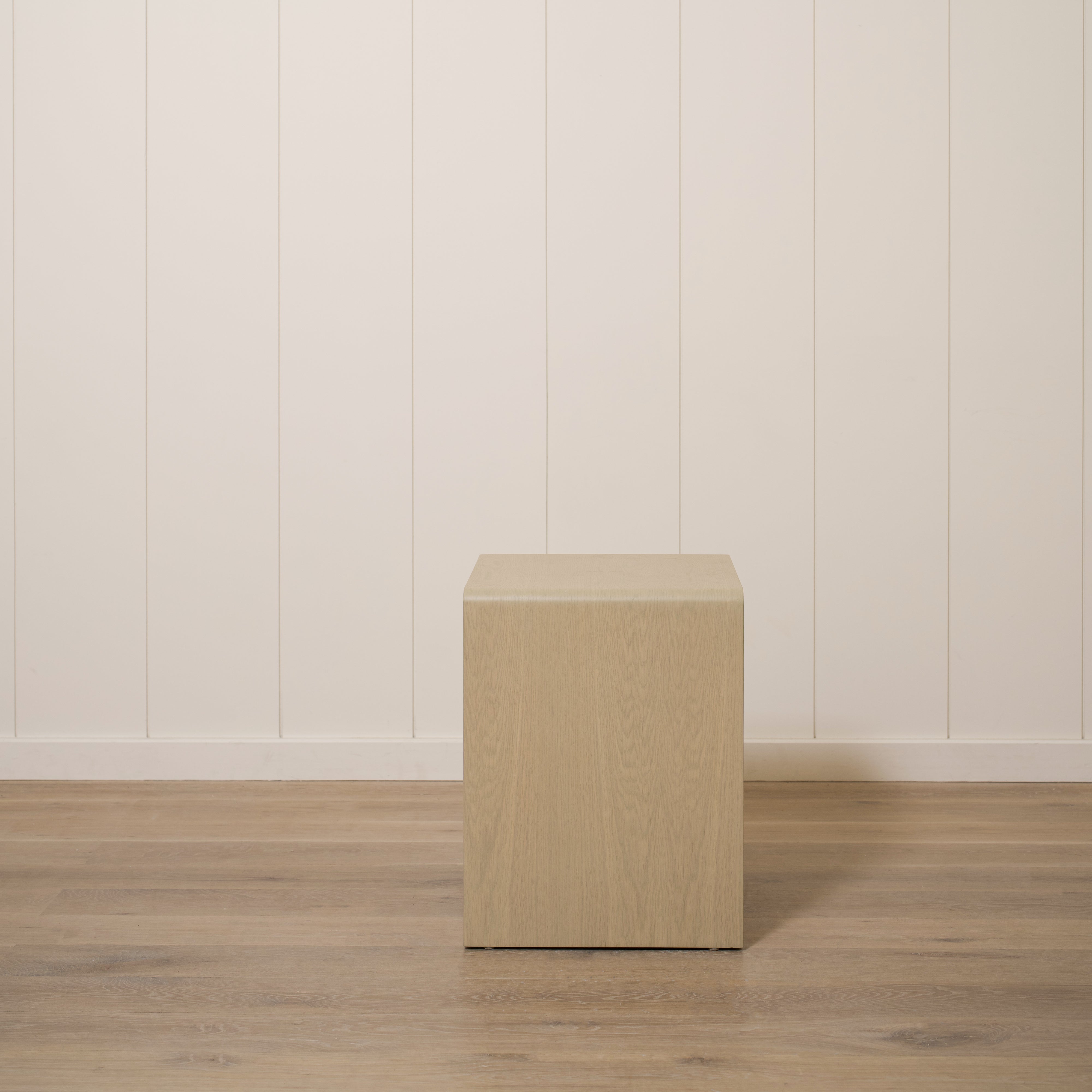 As Shown: 20"L x 18"D x 23"H | Material: Solid Oak | Finish: Natural | Push Open Mechanism