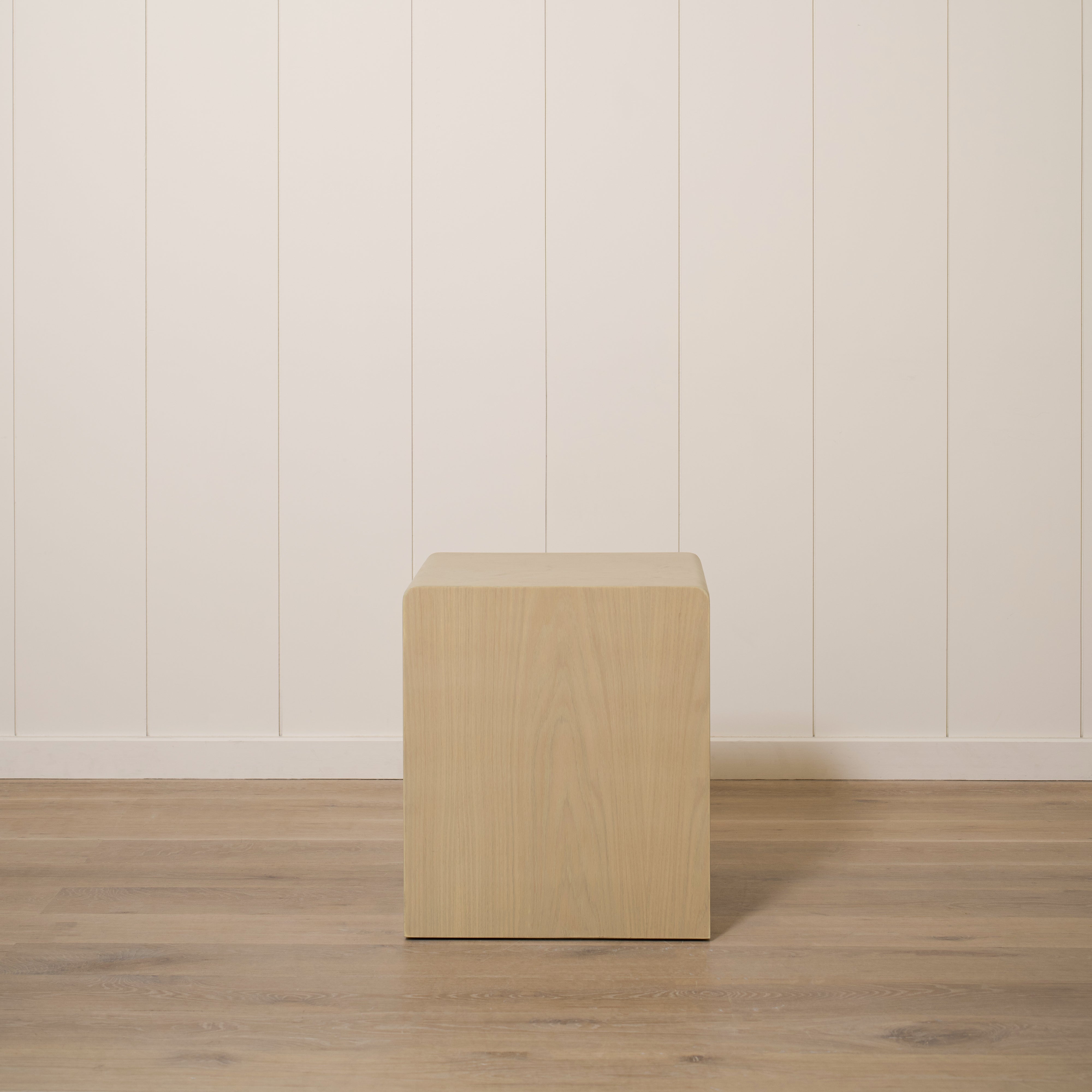 As Shown: 20"L x 18"D x 23"H | Material: Solid Oak | Finish: Natural | Push Open Mechanism