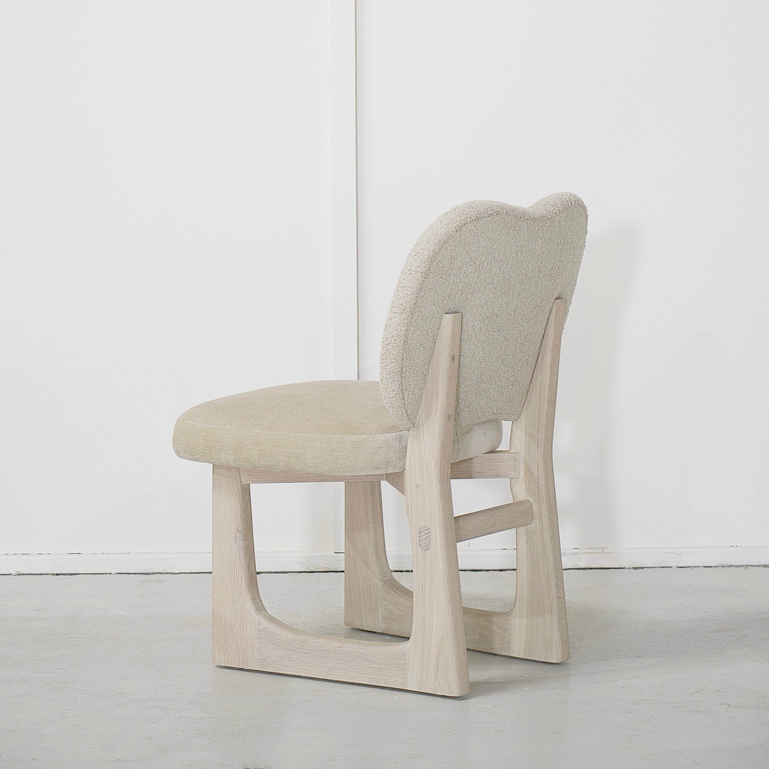 As Shown: Peak Taupe back, Canyon Sand seat, Mint White Natural