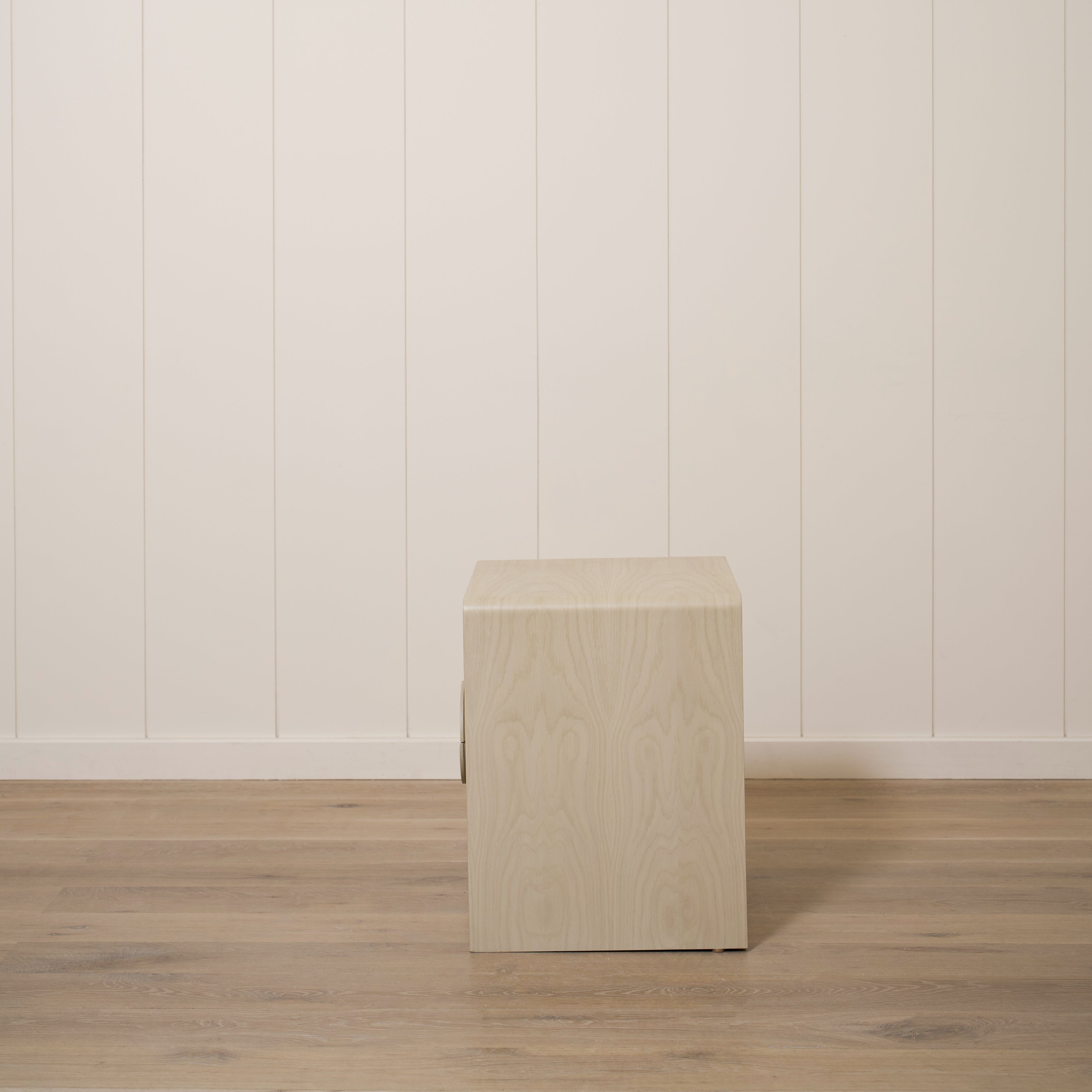 As Shown: 20"L x 18"D x 23"H | Material: Solid Oak | Finish: Natural