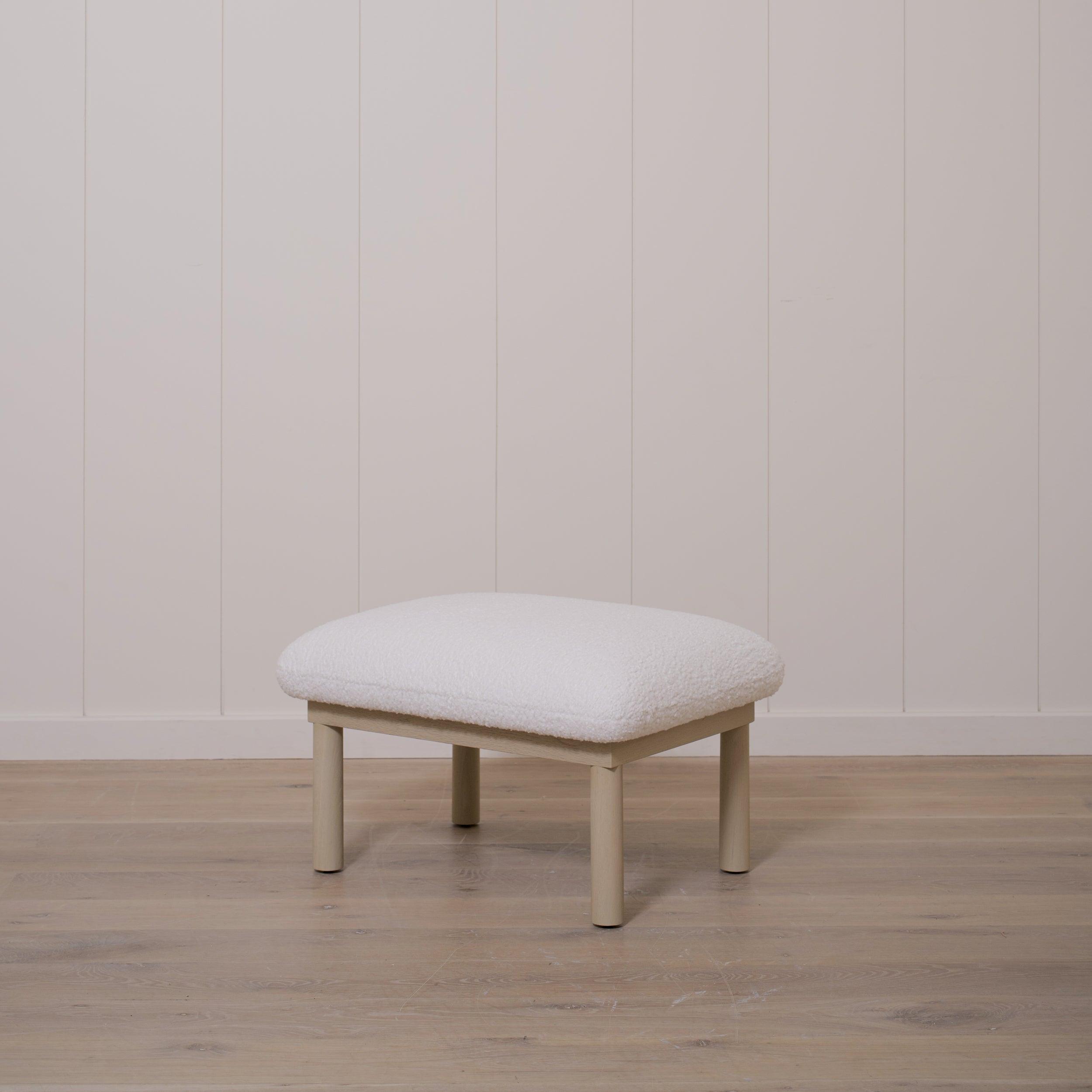 As Shown: 29"L x 22"H x 18"H | Fabric: Sheepskin White | Material: Solid & Engineered Oak | Finish: Sand