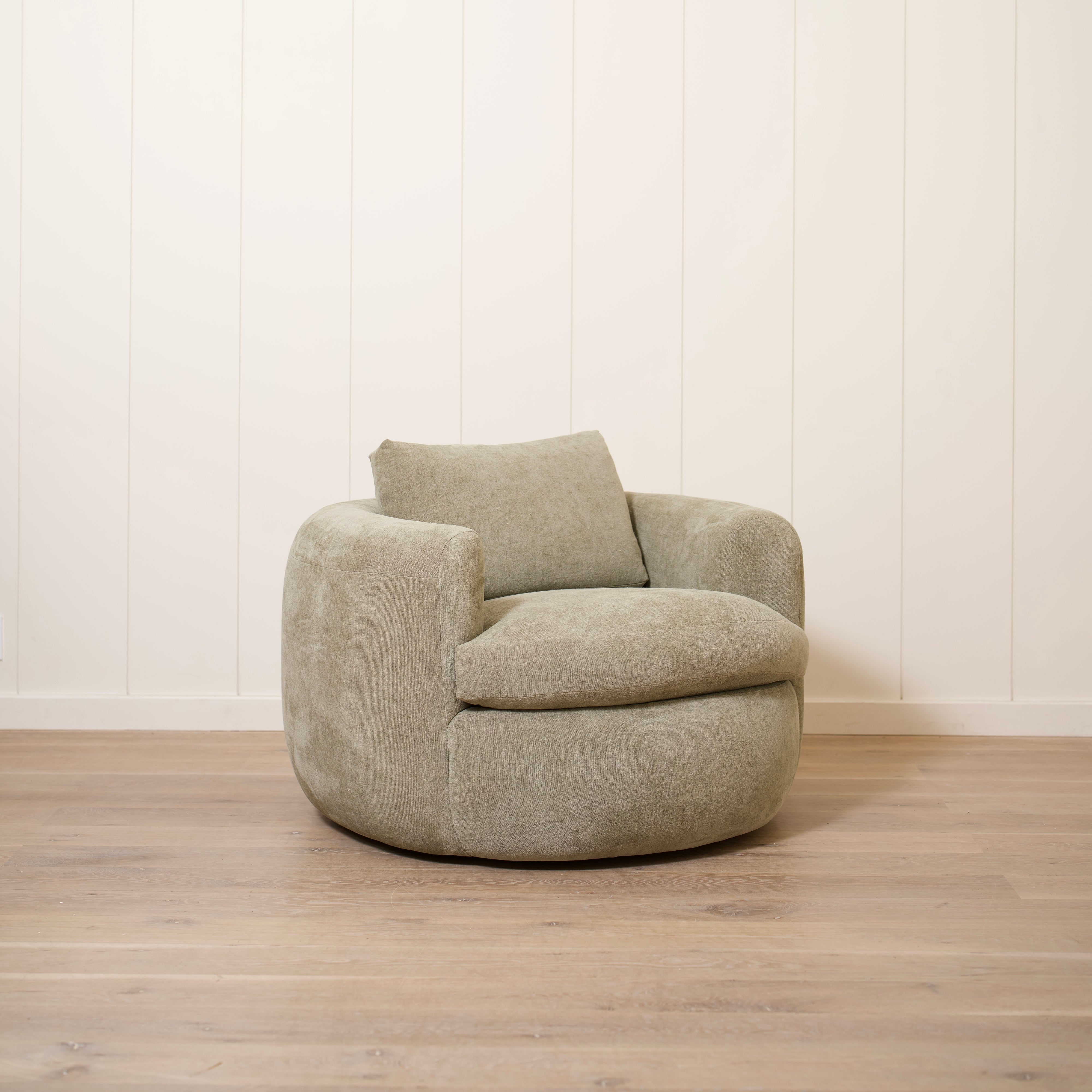 As Shown in Bellamy Moss