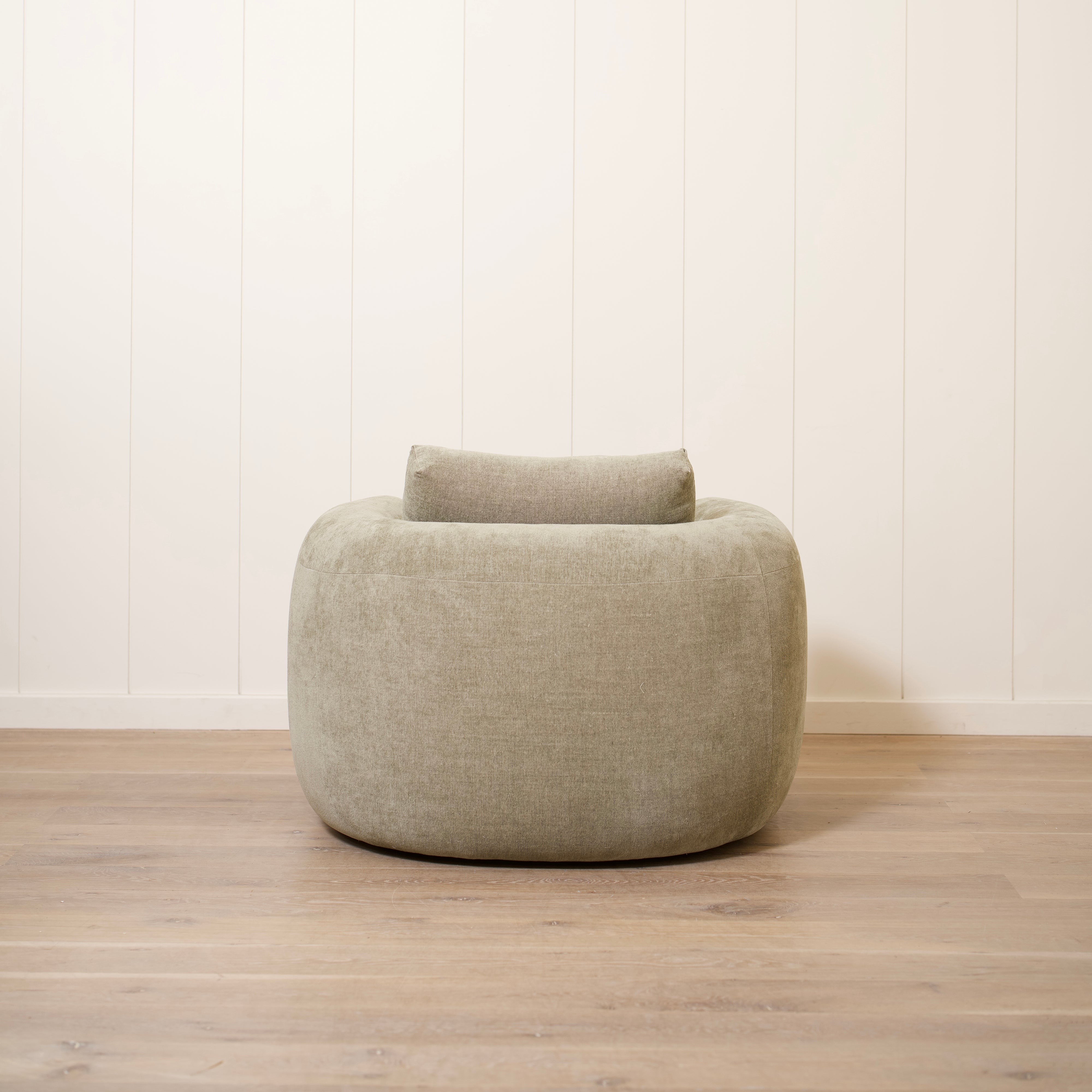 As Shown in Bellamy Moss