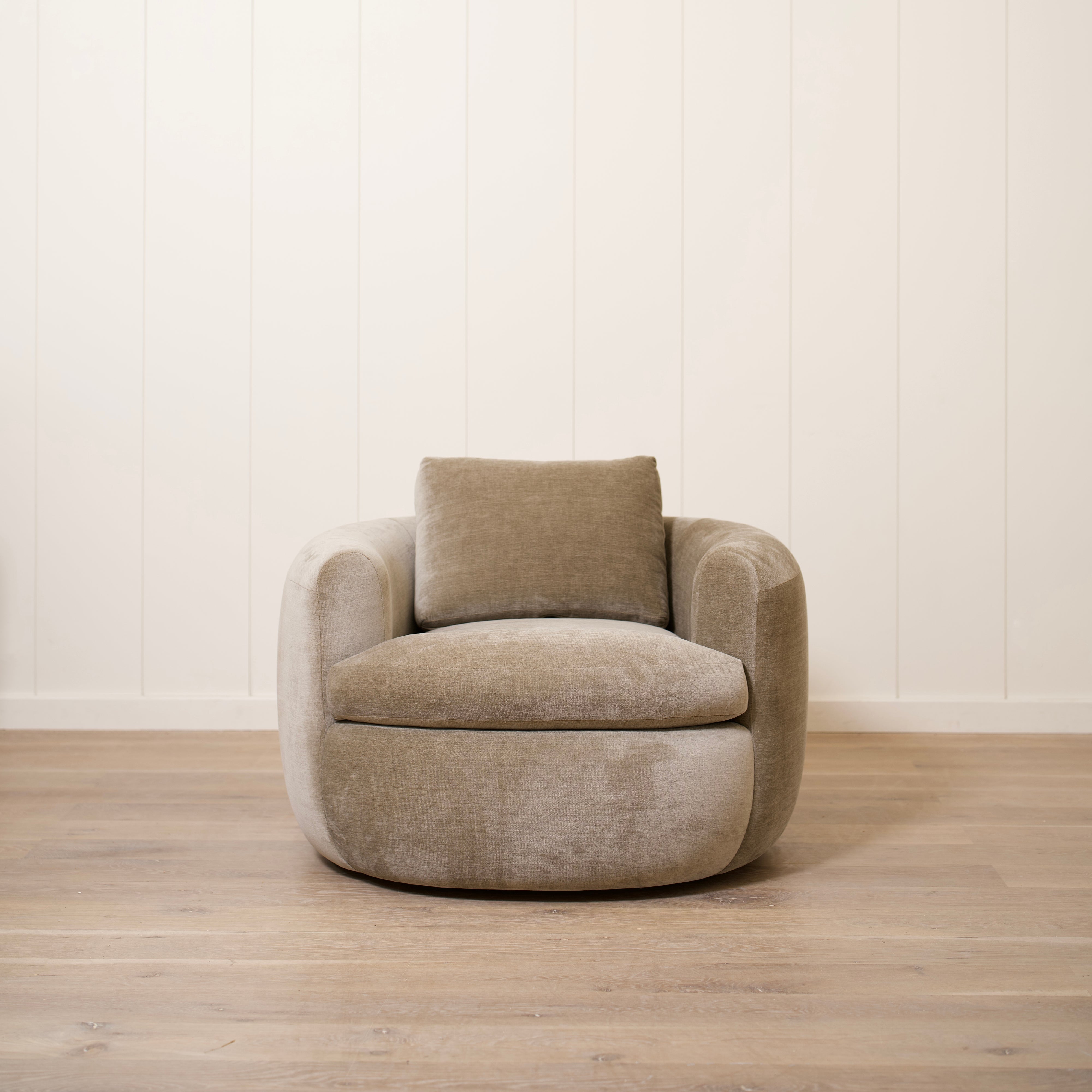 As Shown in Canyon Chestnut