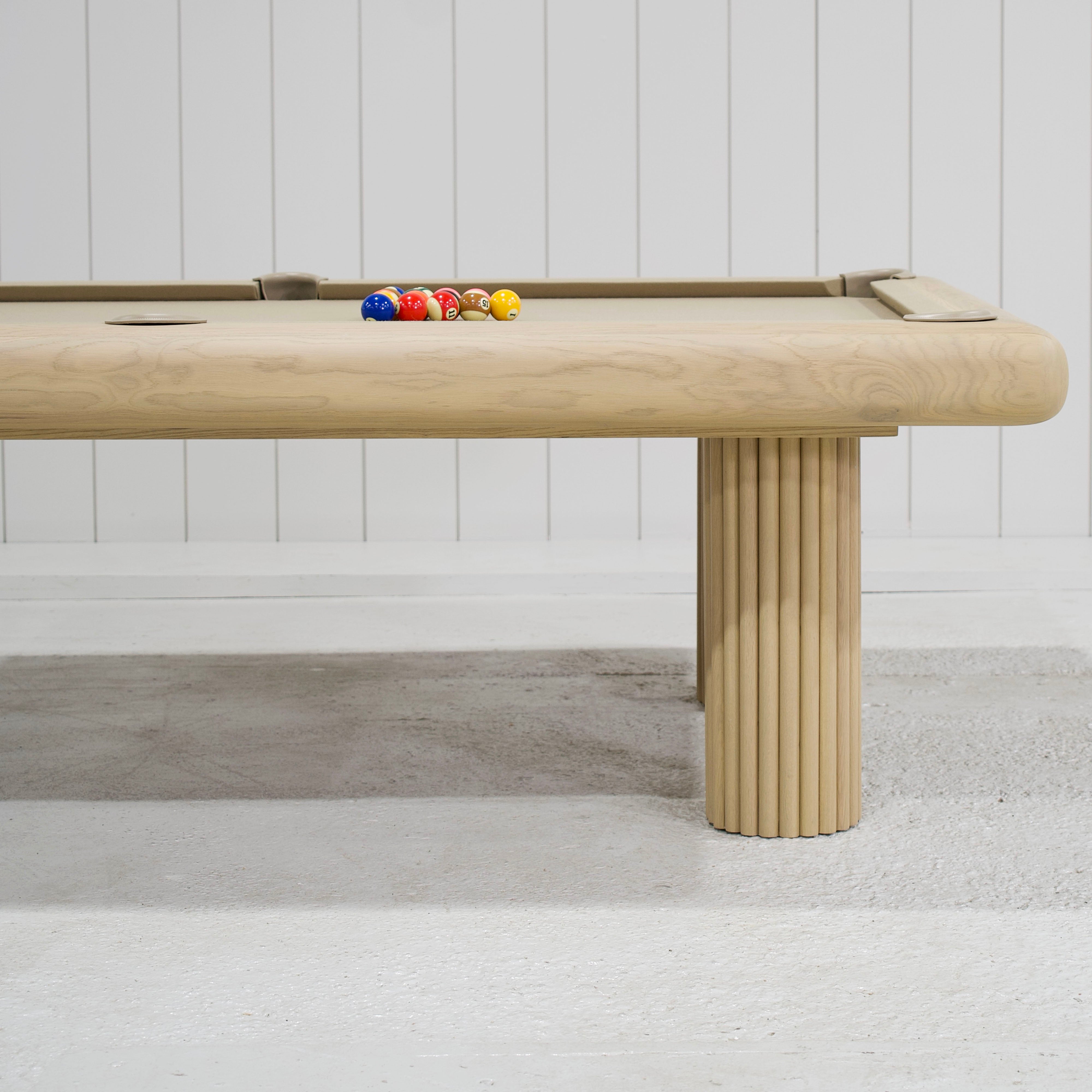 As Shown: Sadie S / Bullnosed Edge / Mint White Natural / Khaki Felt / Beige PocketsVariant 1 - Sadie S / Bullnosed Edge / Cashmere Brown (Discontinued Finish) / Khaki Felt / Beige Pockets