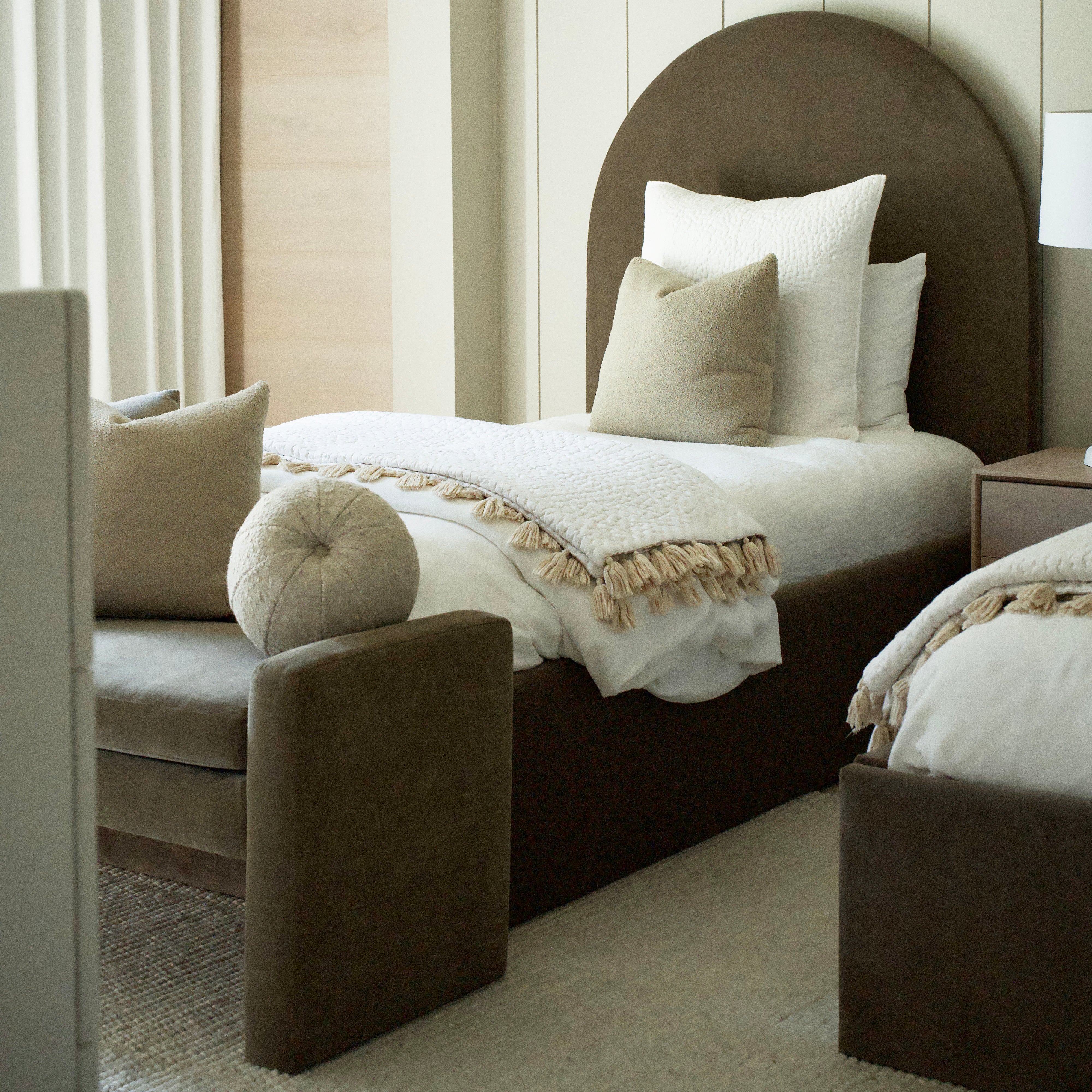 As Shown in Canyon Chestnut