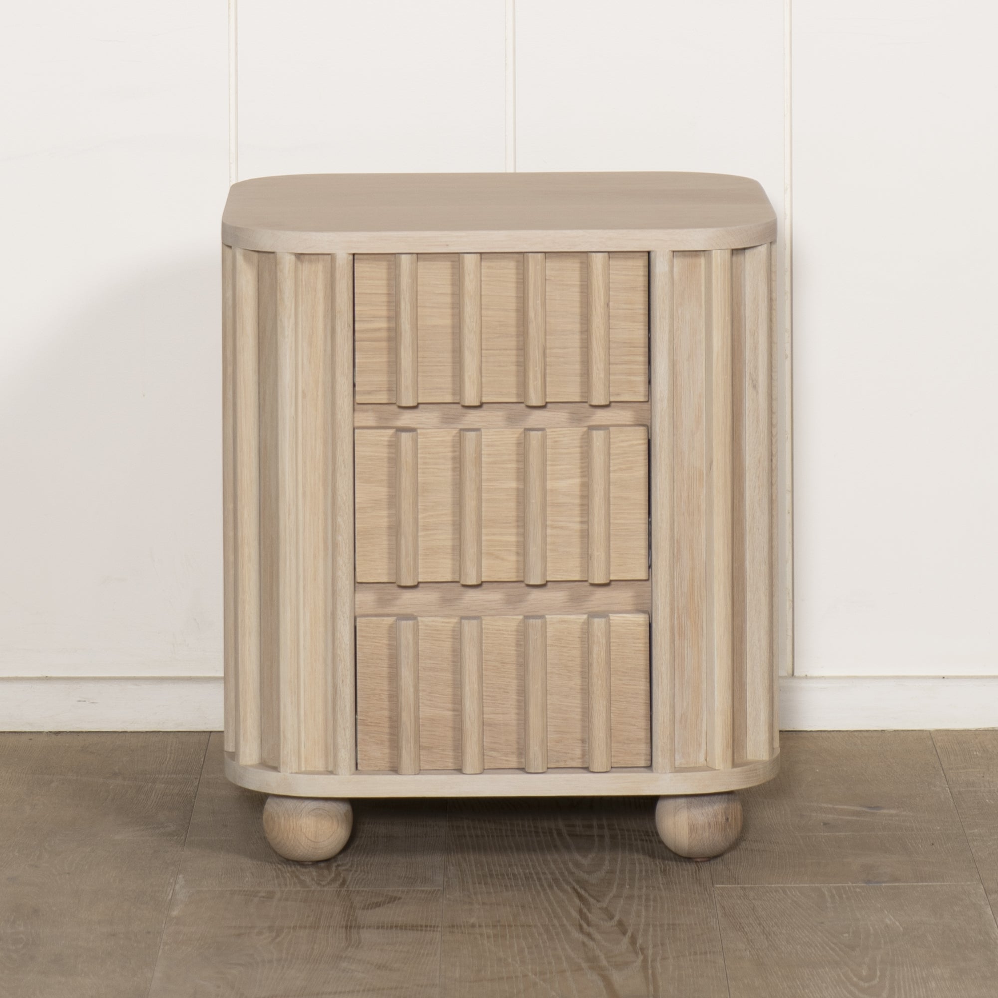 As Shown: Small, Mint White Natural