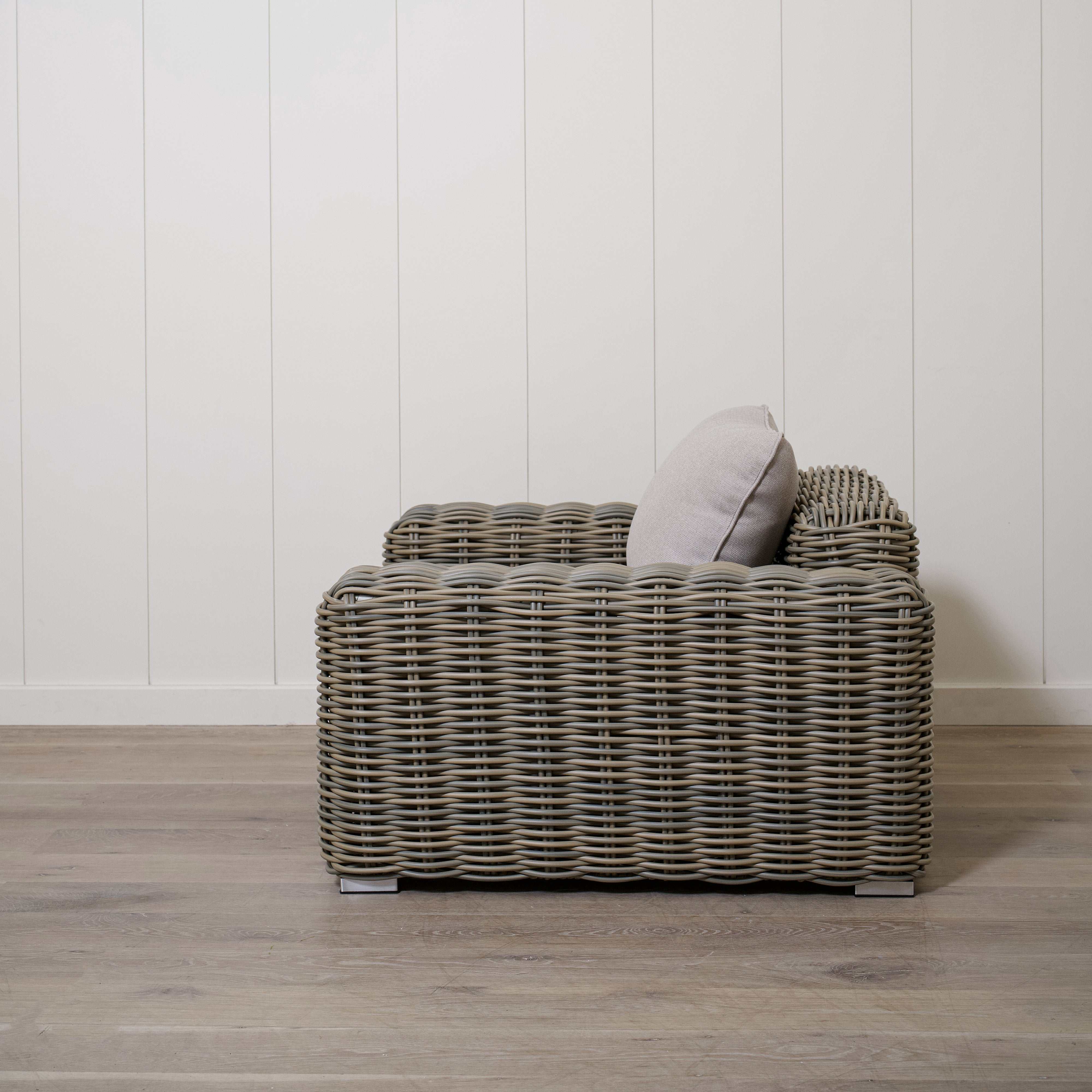 As Shown
Flax, Aluminum/Wicker