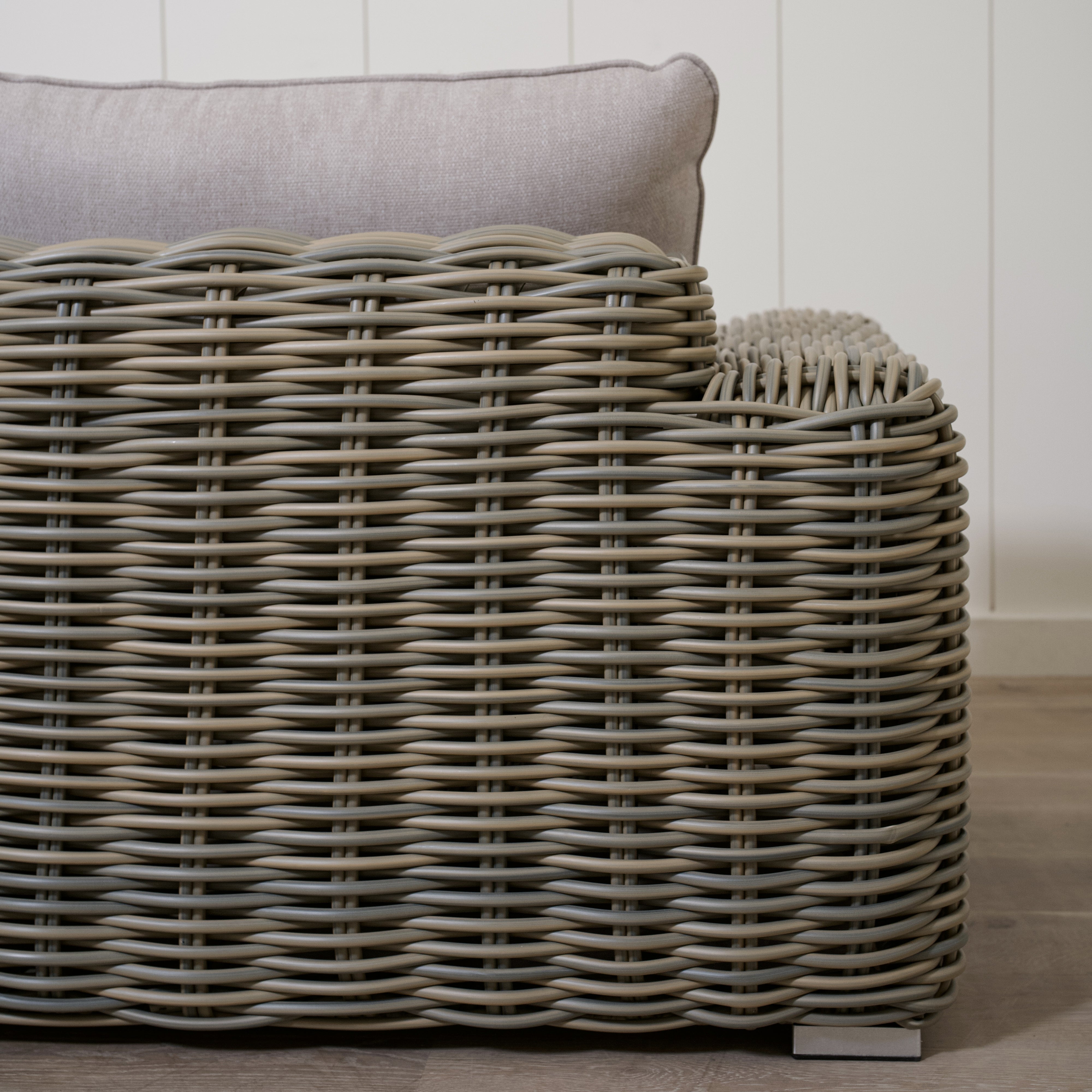 As Shown
Flax, Aluminum/Wicker
