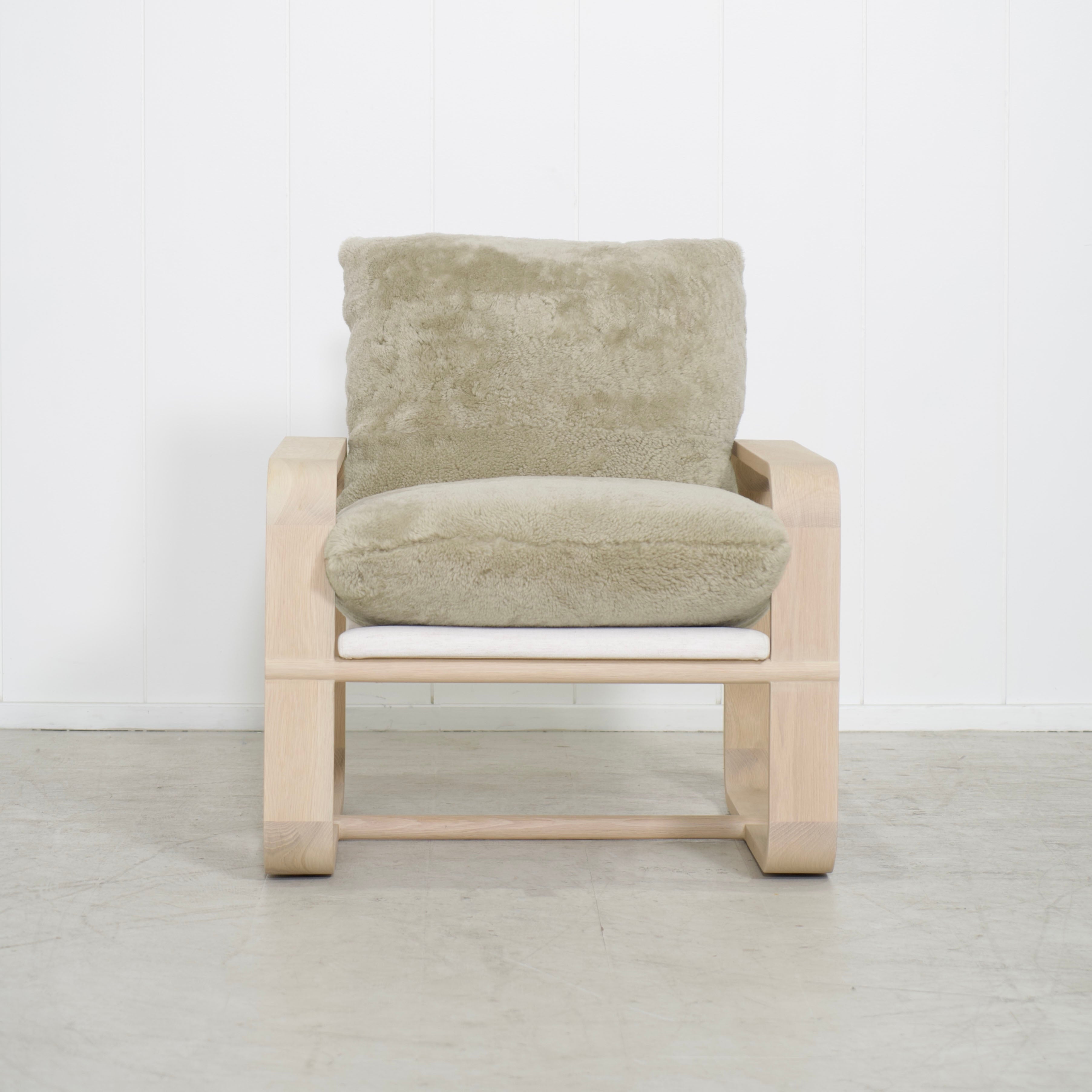 As Shown: in Dusty Beige Shearling, Nora snow frame and Mint White Natural oak.