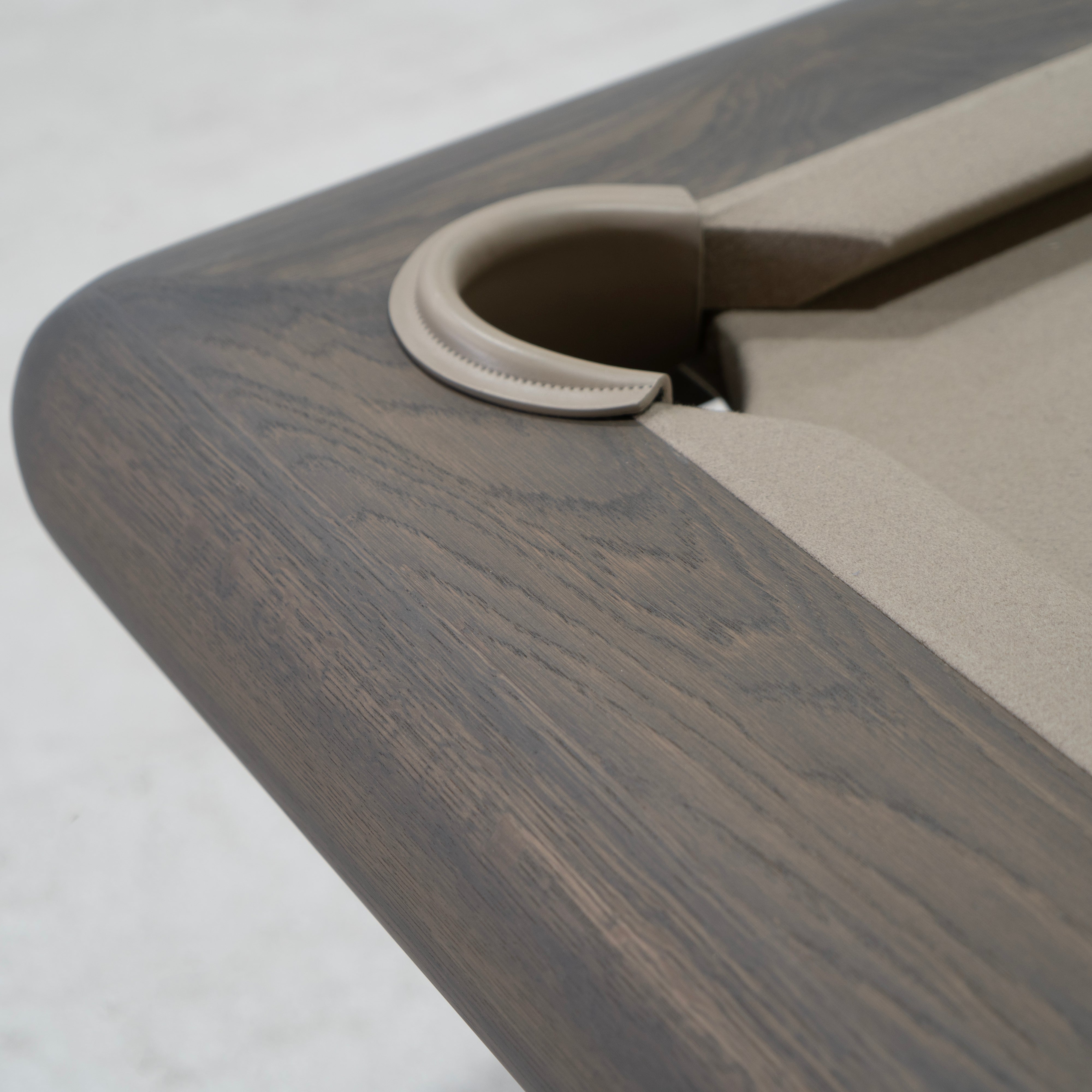 As Shown: Sadie S / Bullnosed Edge / Mint White Natural / Khaki Felt / Beige PocketsVariant 1 - Sadie S / Bullnosed Edge / Cashmere Brown (Discontinued Finish) / Khaki Felt / Beige Pockets