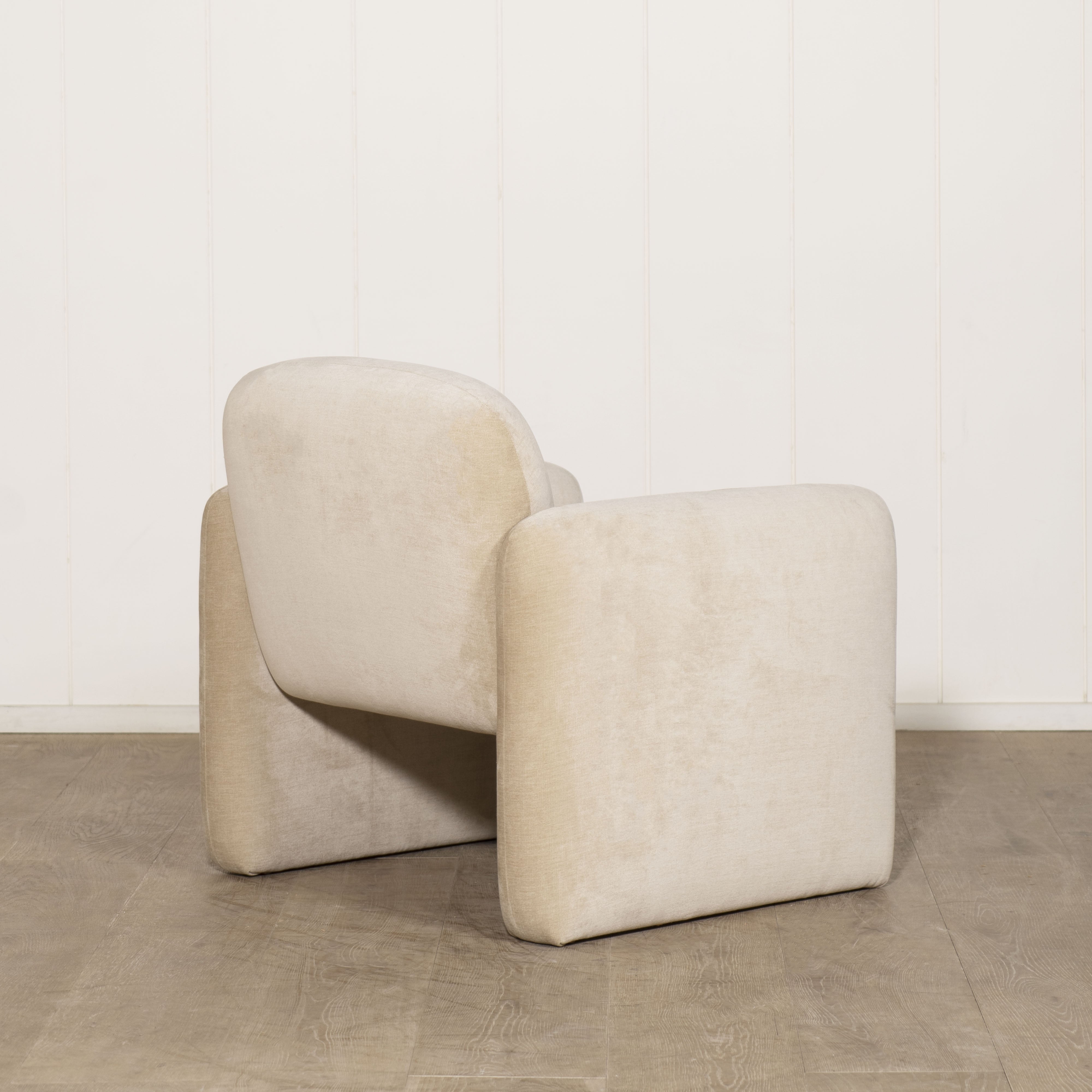 As Shown: in Canyon Sand.