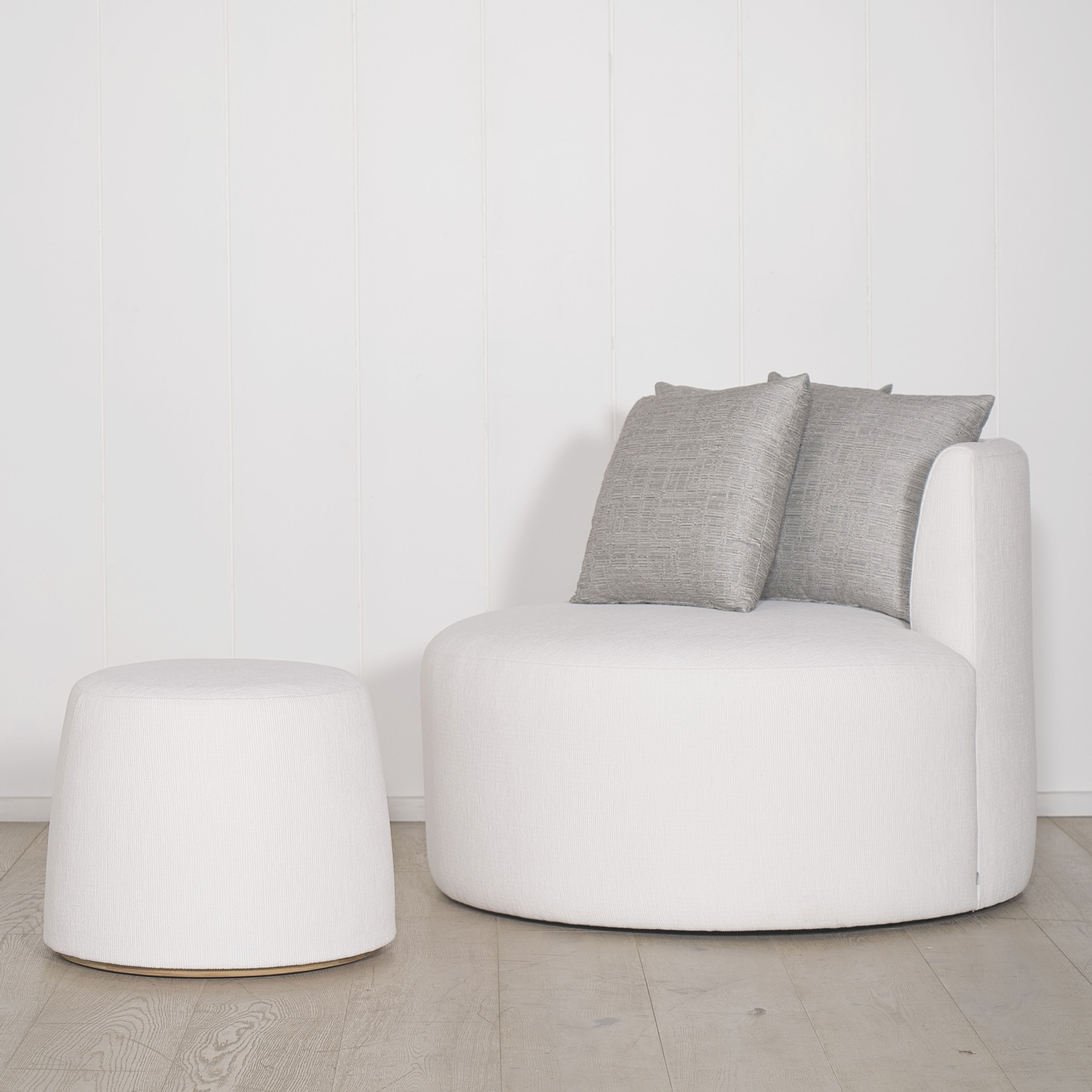 As Shown: in outdoor COM