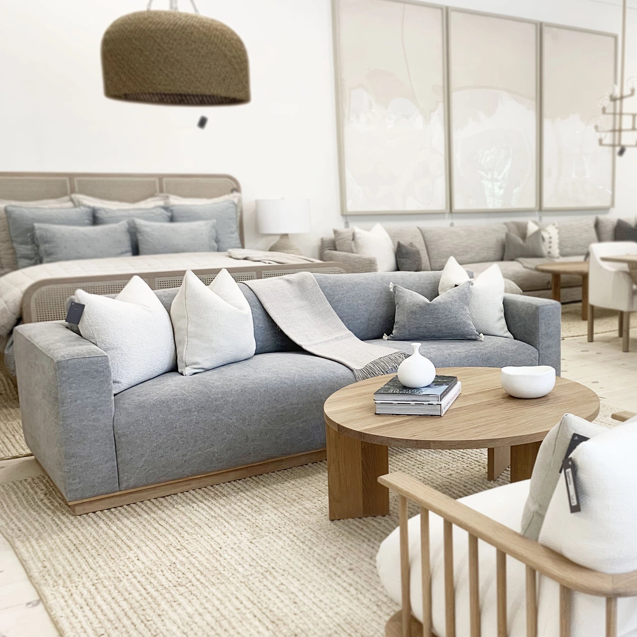 As Shown: Canyon Sand, Base in Mint White Natural