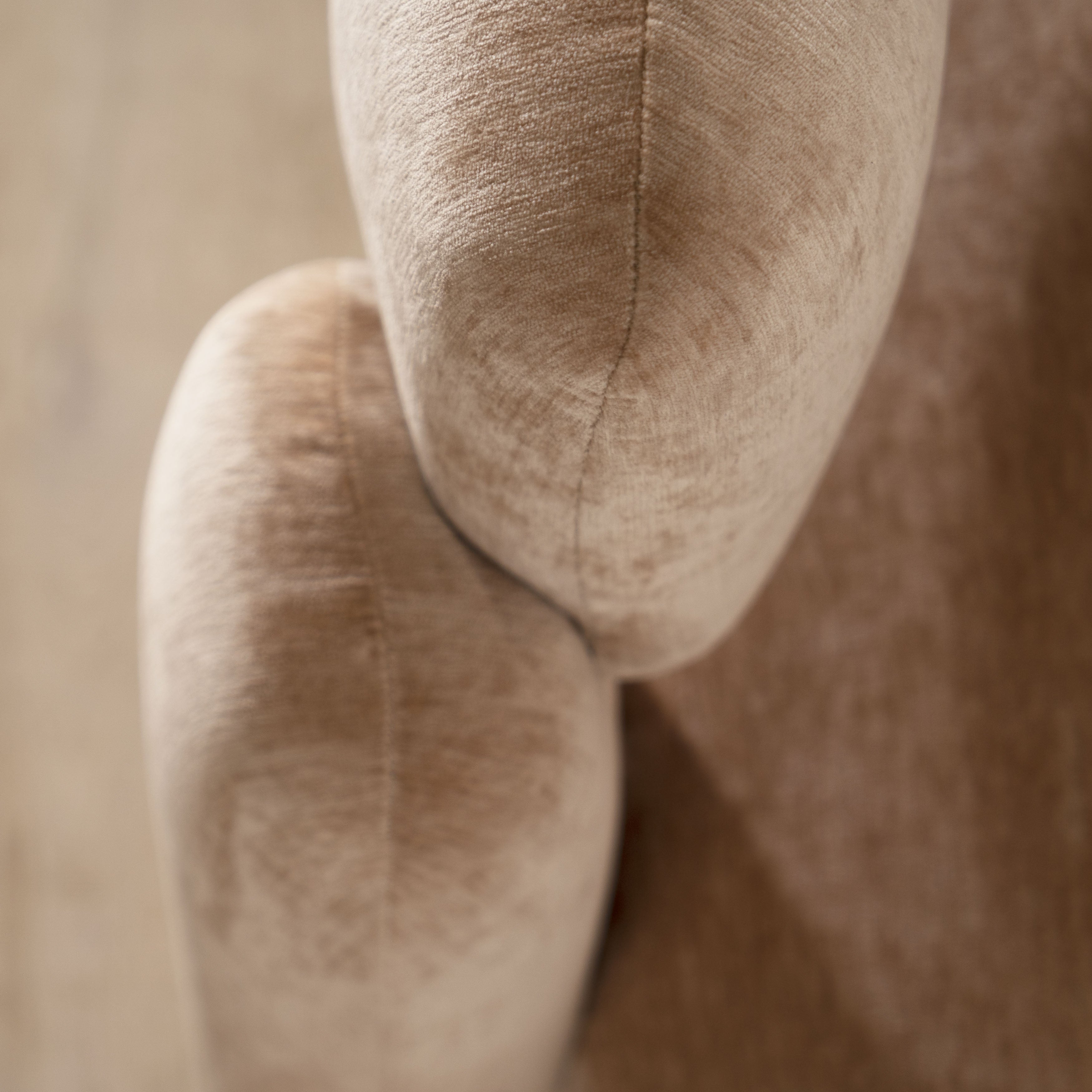 As Shown: in Lincoln Camel or Berber White.