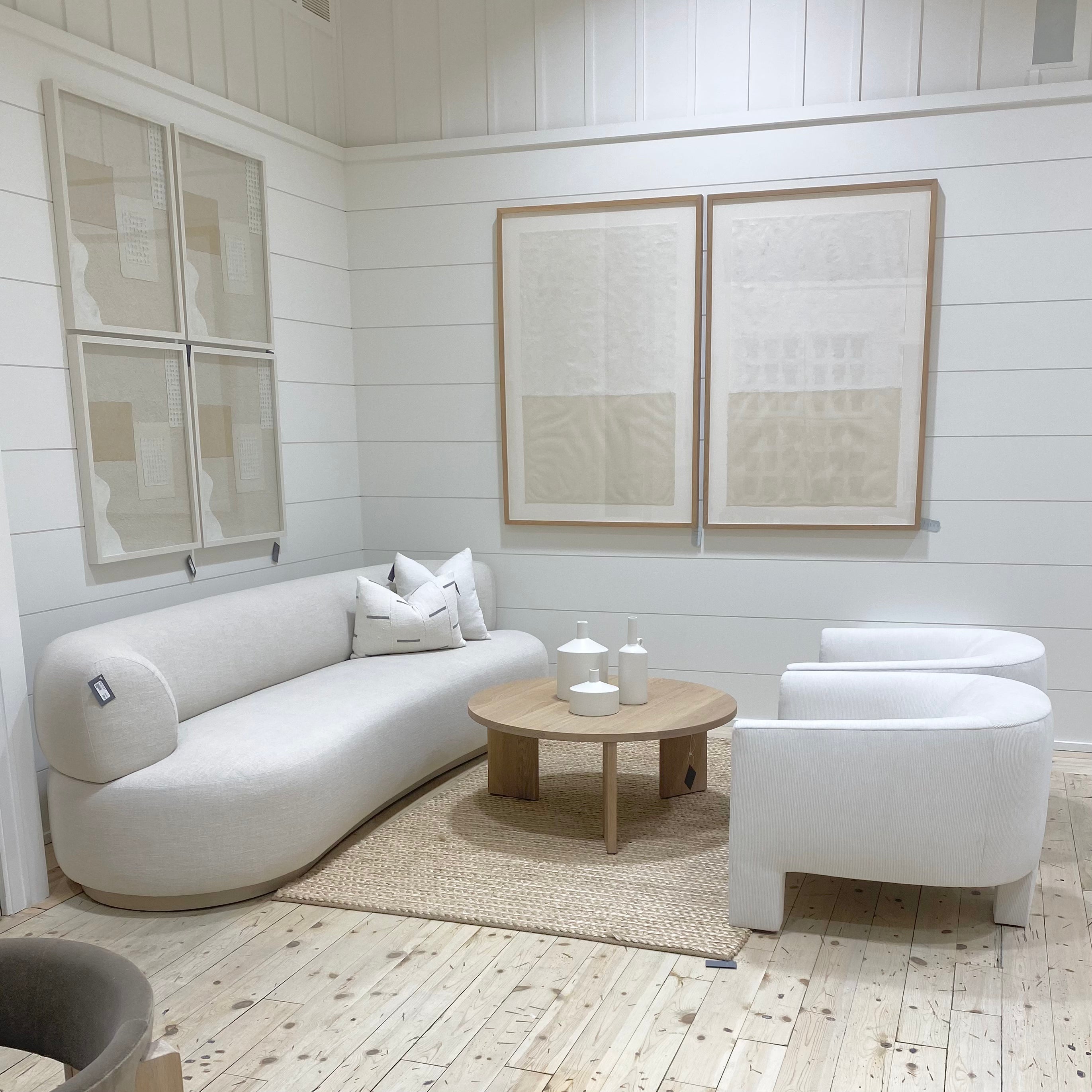 As Shown: in Mila Driftwood and Sky Taupe.Seat height : 19.5"Seat depth : 24"