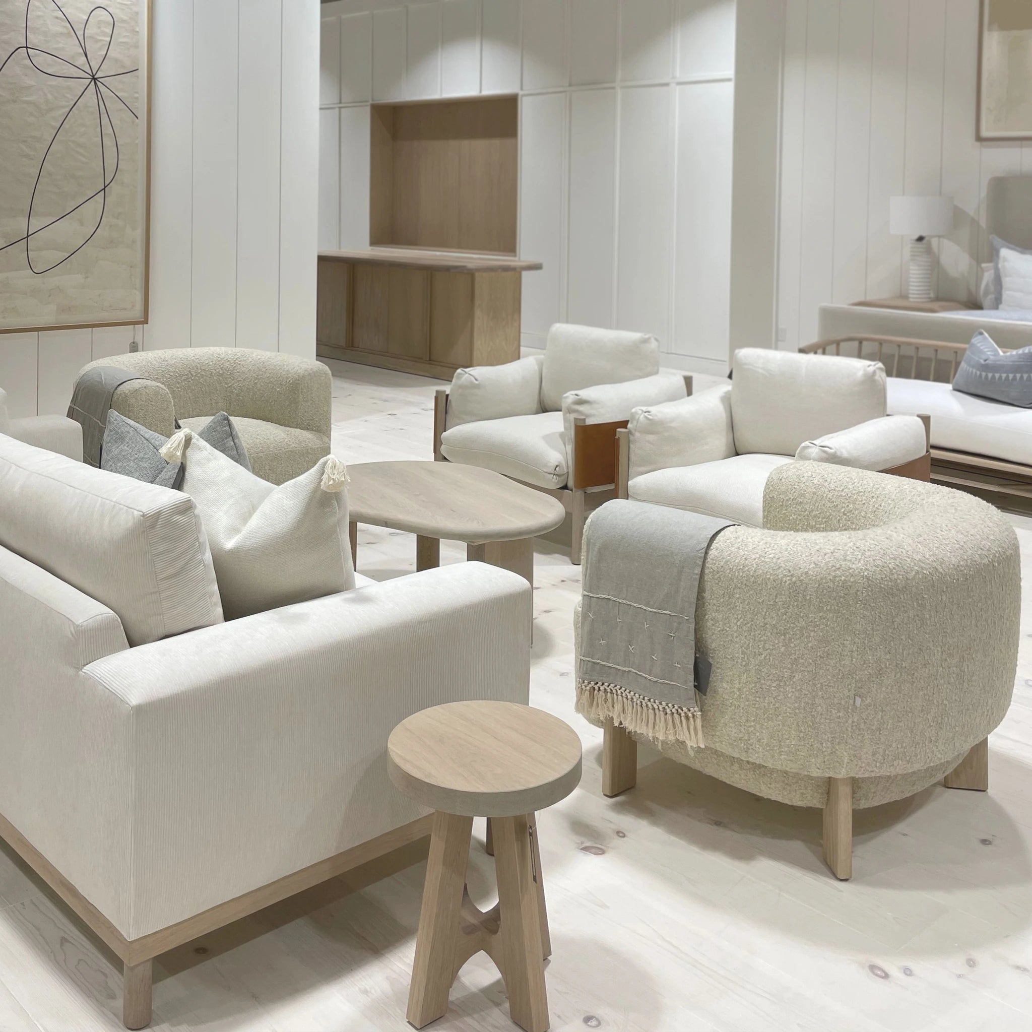 Palm Chair, Muskoka Living Collection - Shown in Berber Natural. Oak finished in Mint White / Natural