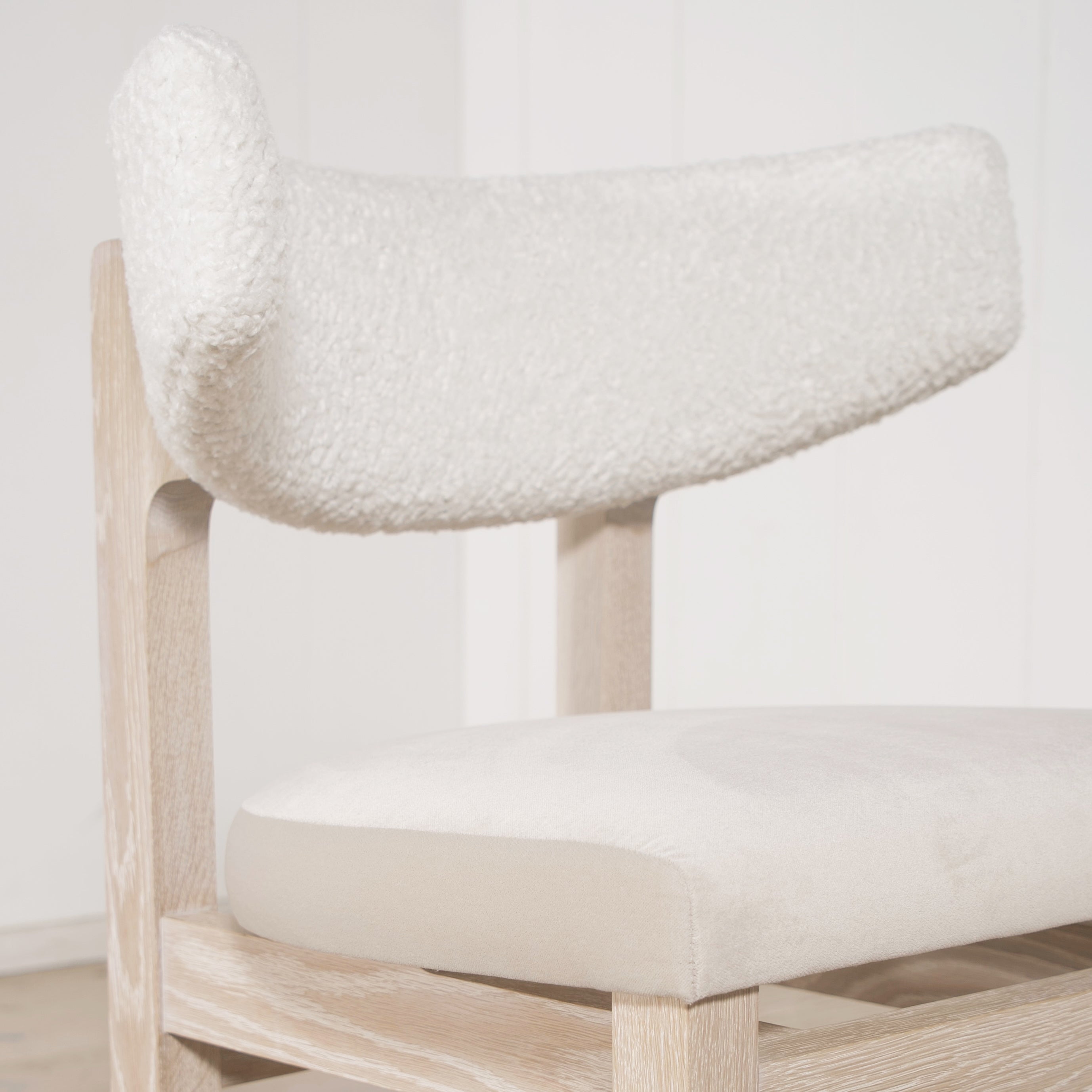 Sheepskin White back, Sky Flax seat. Mint White Super White oak