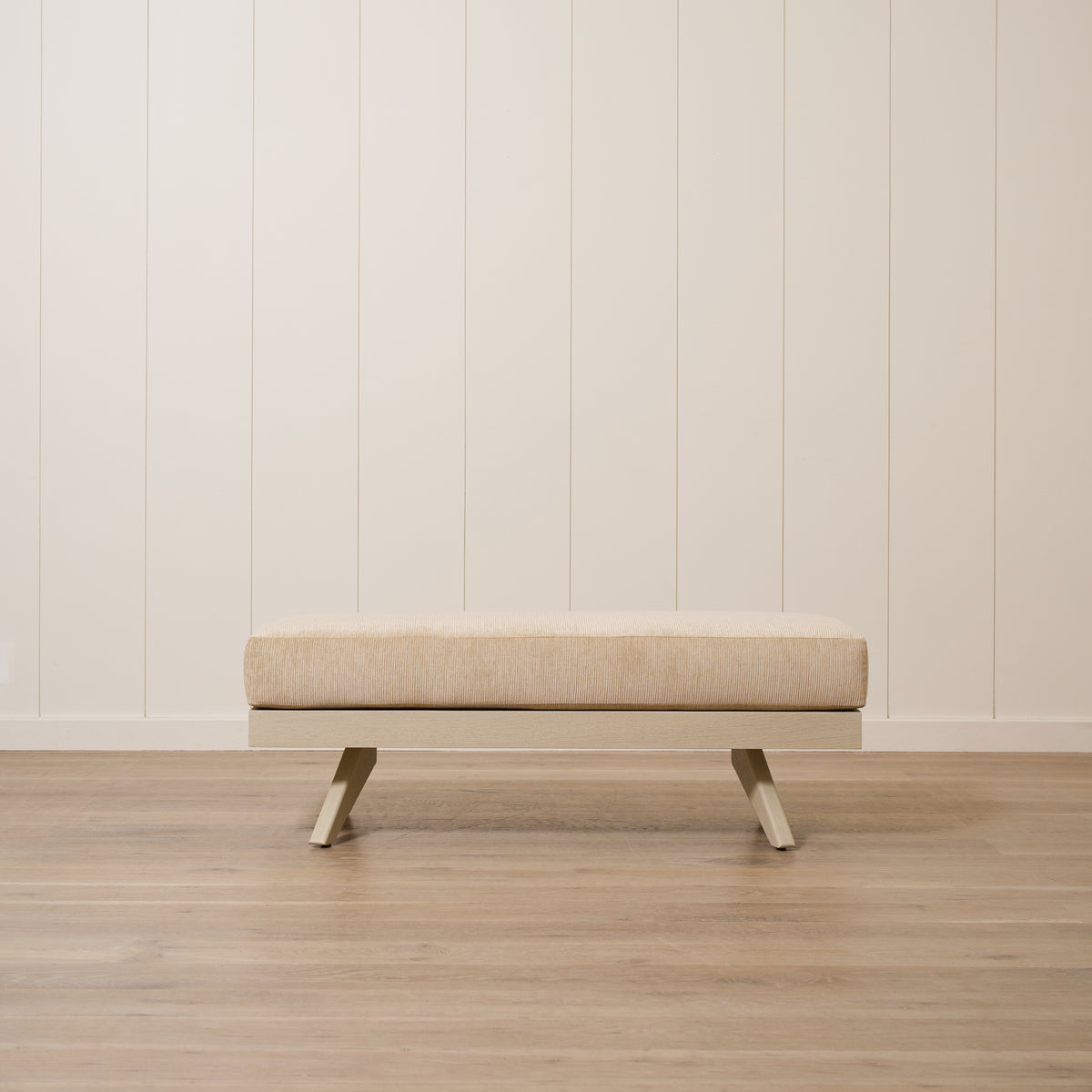 Coral Bench | Muskoka Living Collection