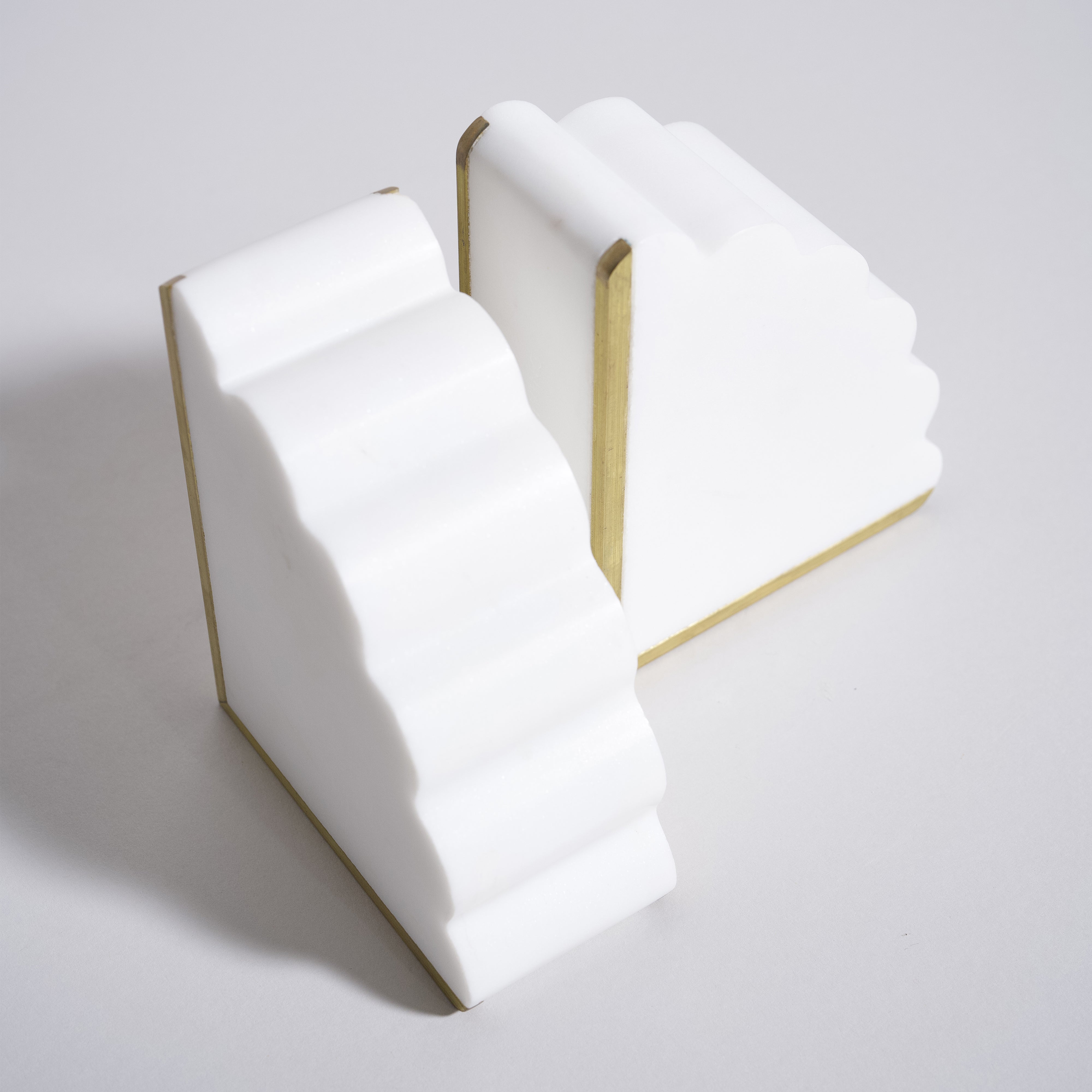 As Shown in White Jade Marble with Copper