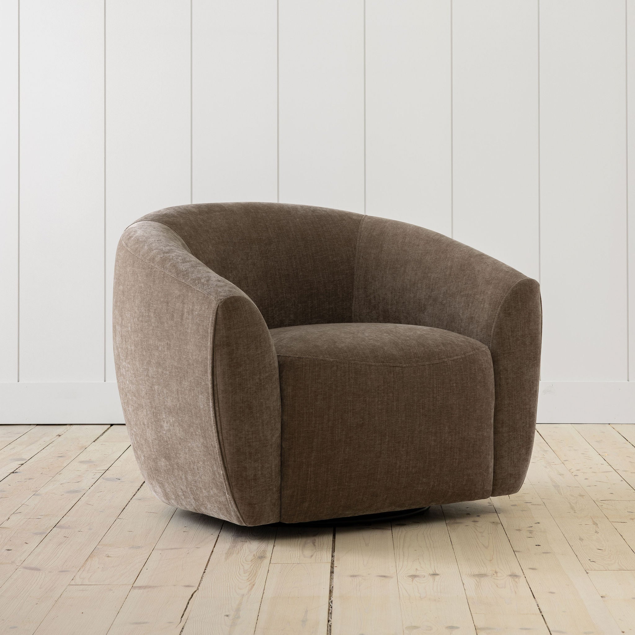 Maelor Upholstered Chair in Canyon Chestnut, Performance Fabric with Swivel Base