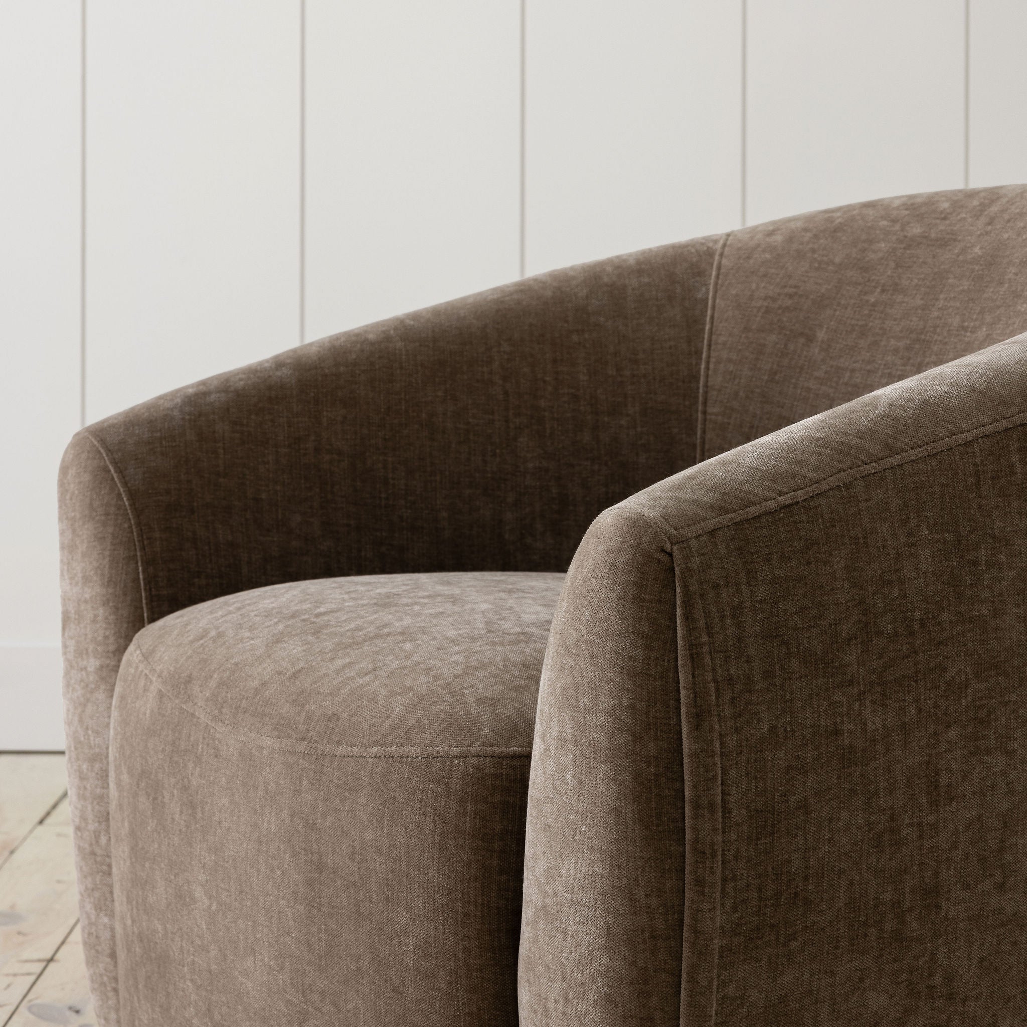 Maelor Upholstered Chair in Canyon Chestnut, Performance Fabric with Swivel Base