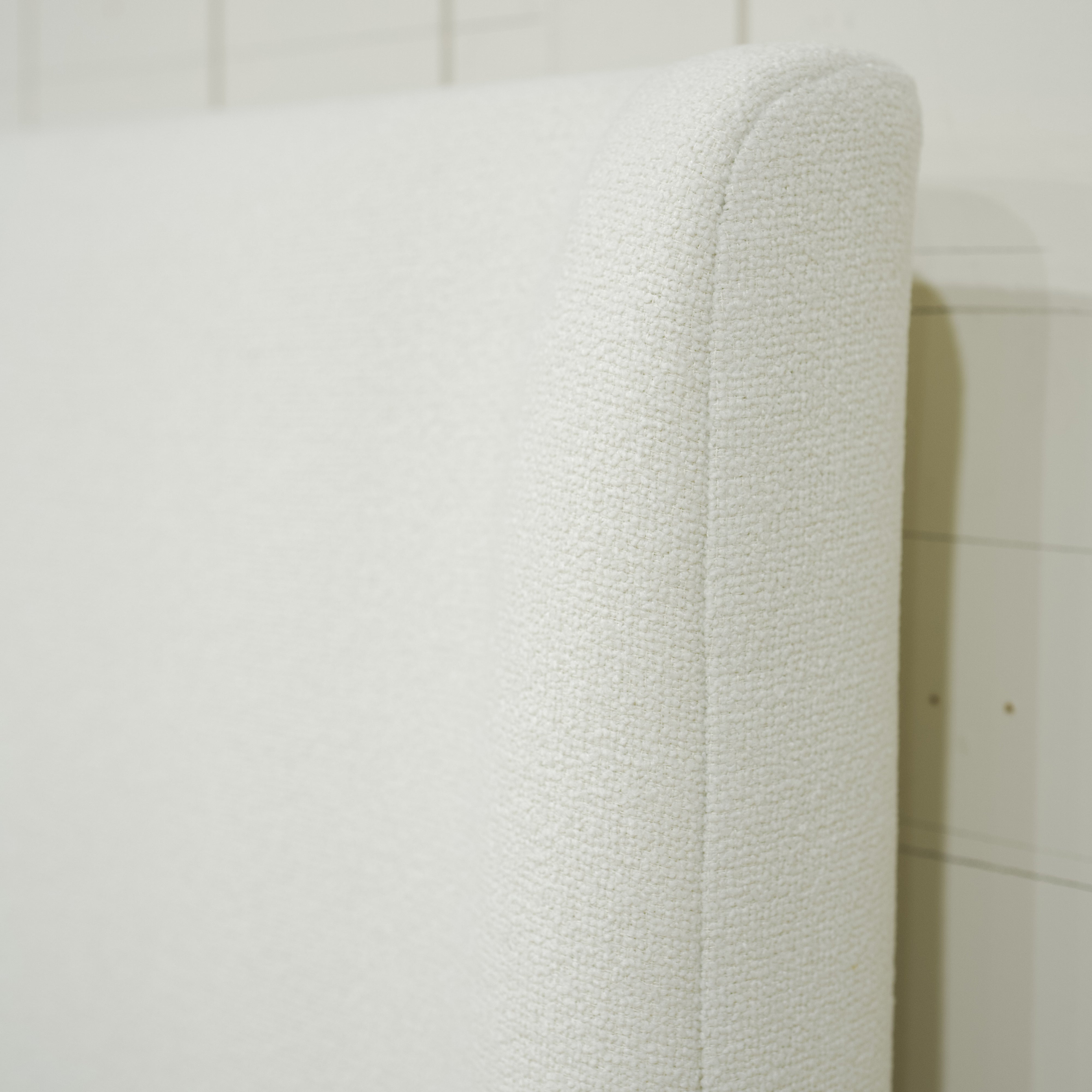 As Shown in Kent Cream