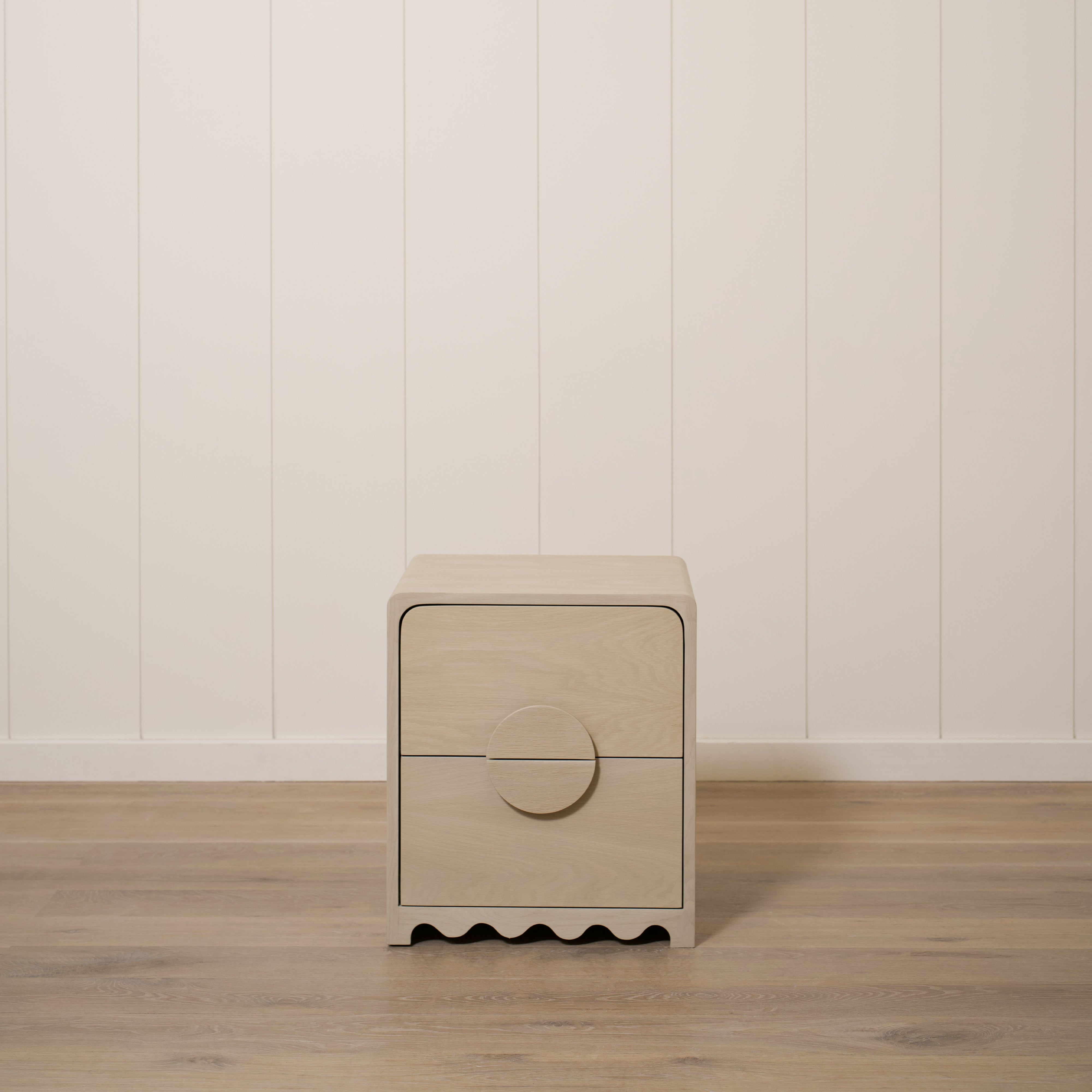 As Shown: 20"L x 18"D x 23"H | Material: Solid Oak | Finish: Natural