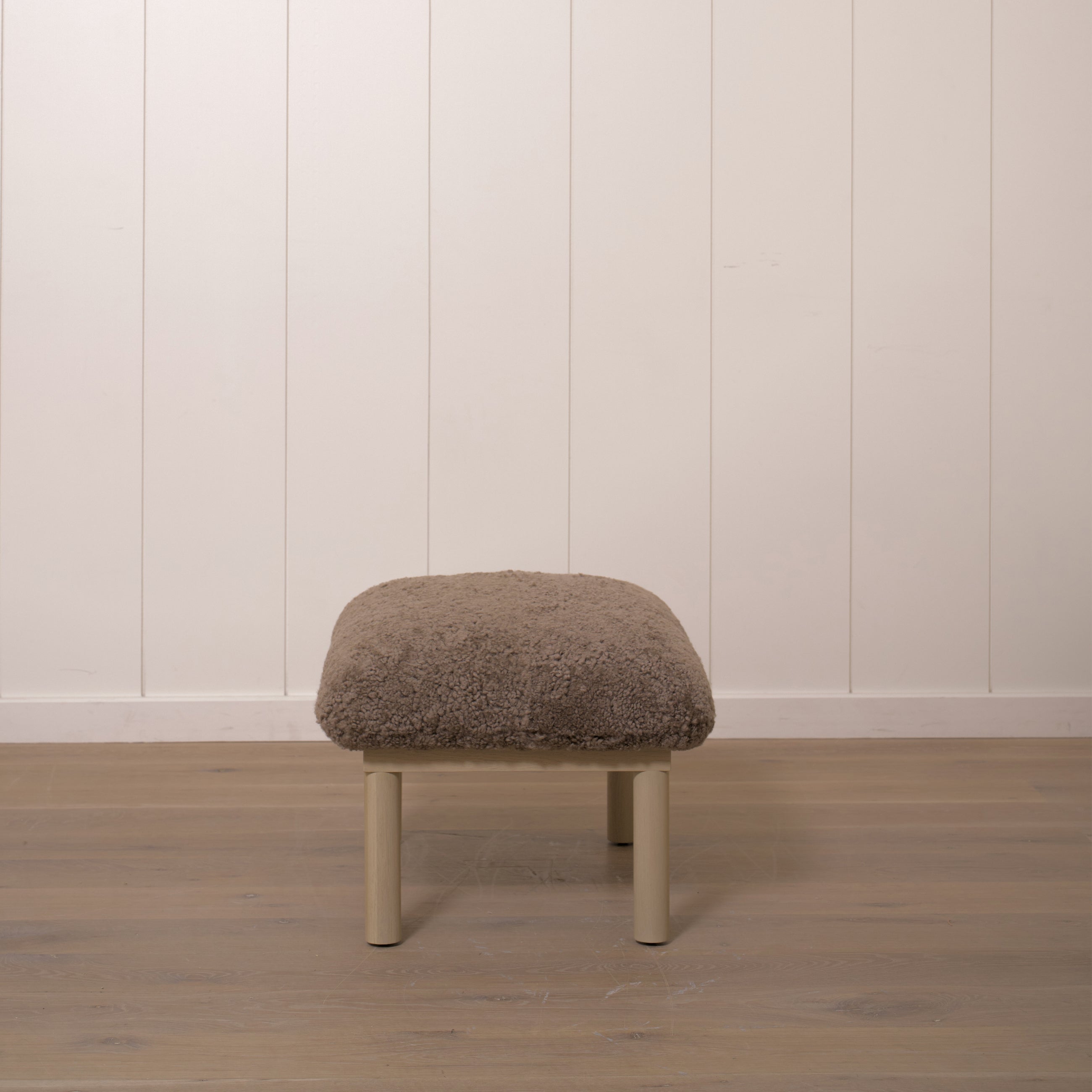 As Shown: 29"W x 22"H x 18"H | Fabric: Shearling | Material: Solid & Engineered Oak | Finish: Sand