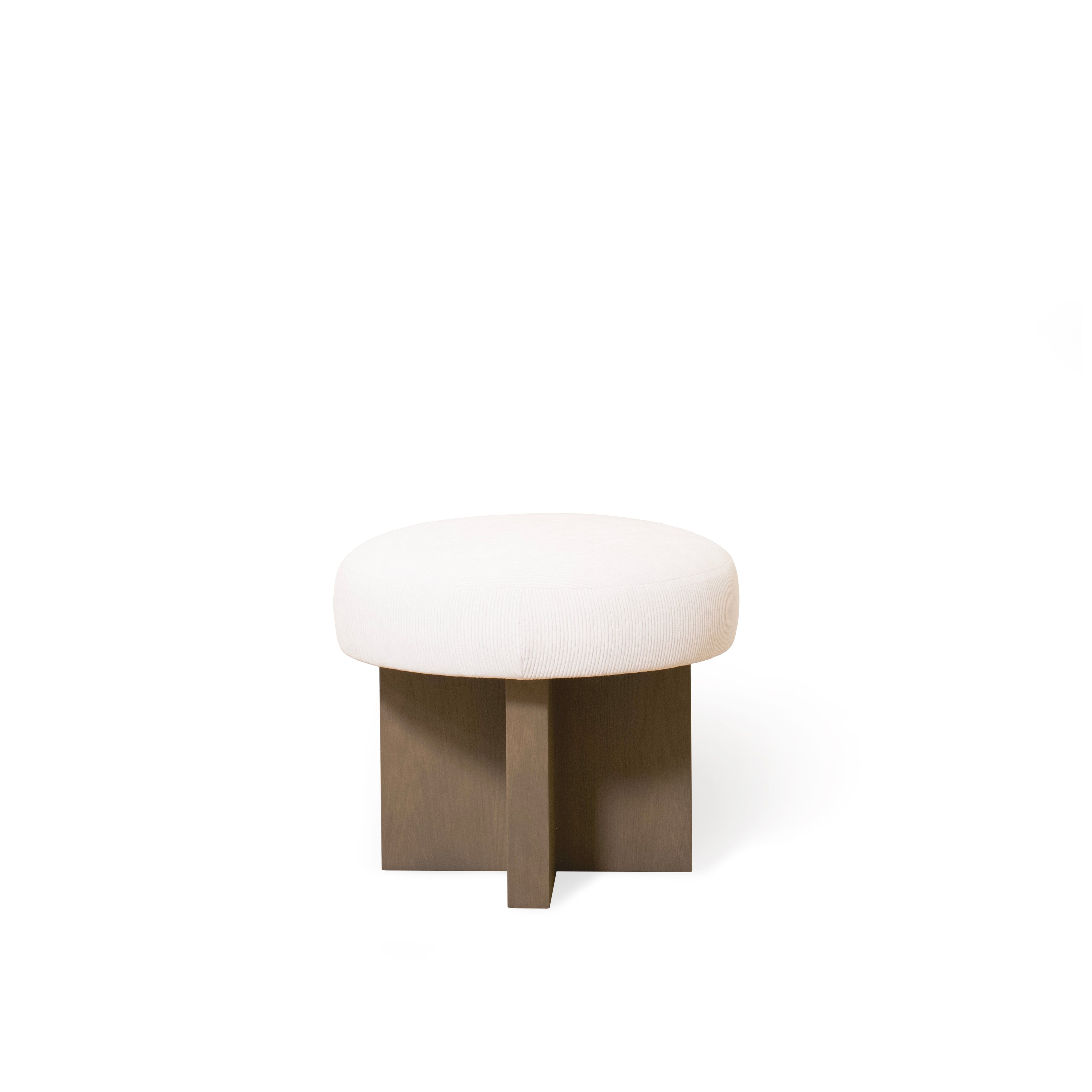 As Shown: 21"Dia x 19"H | Fabric: Mila Sugar | Material: Solid & Engineered Oak | Finish: Chestnut