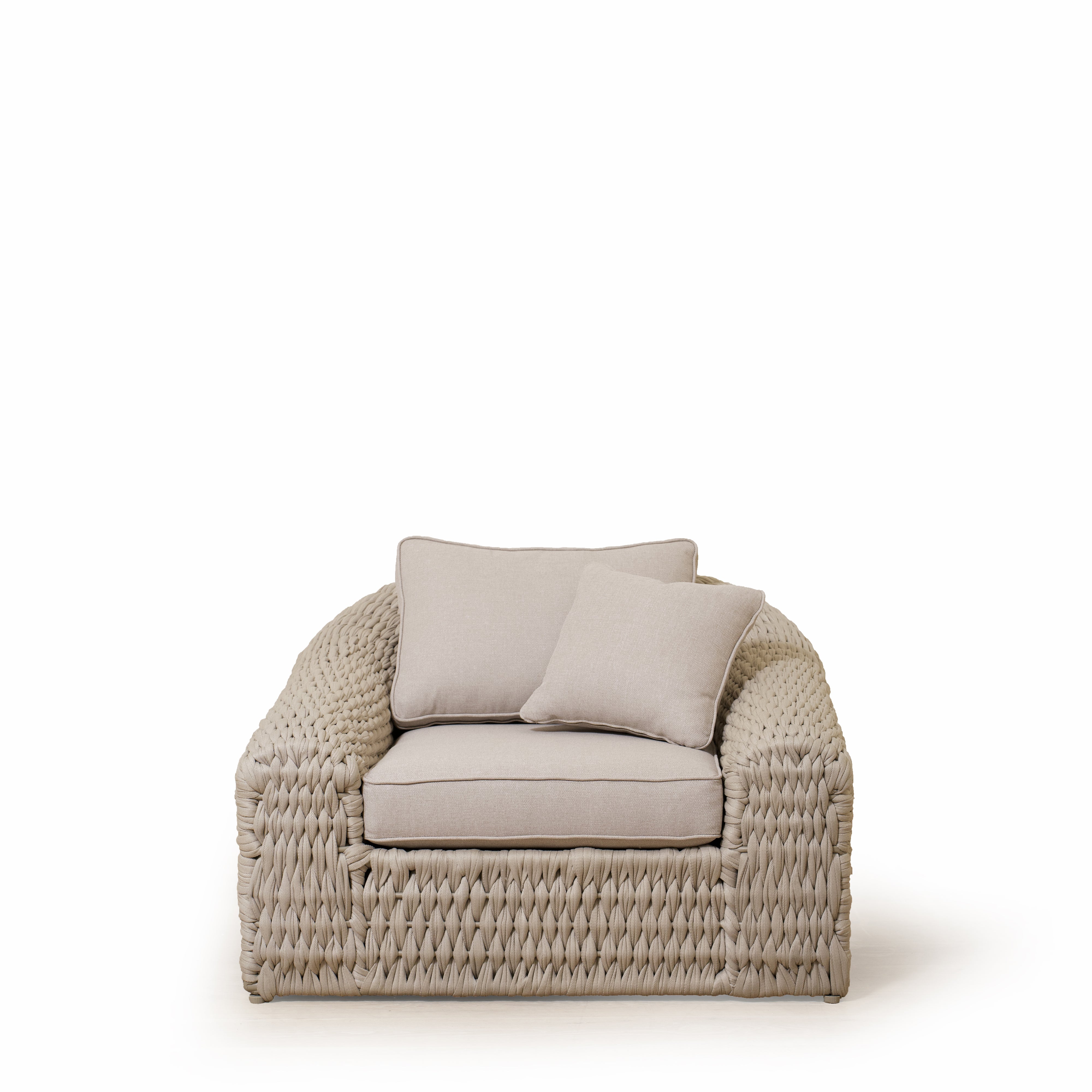As Shown
Flax, Aluminum/Rope