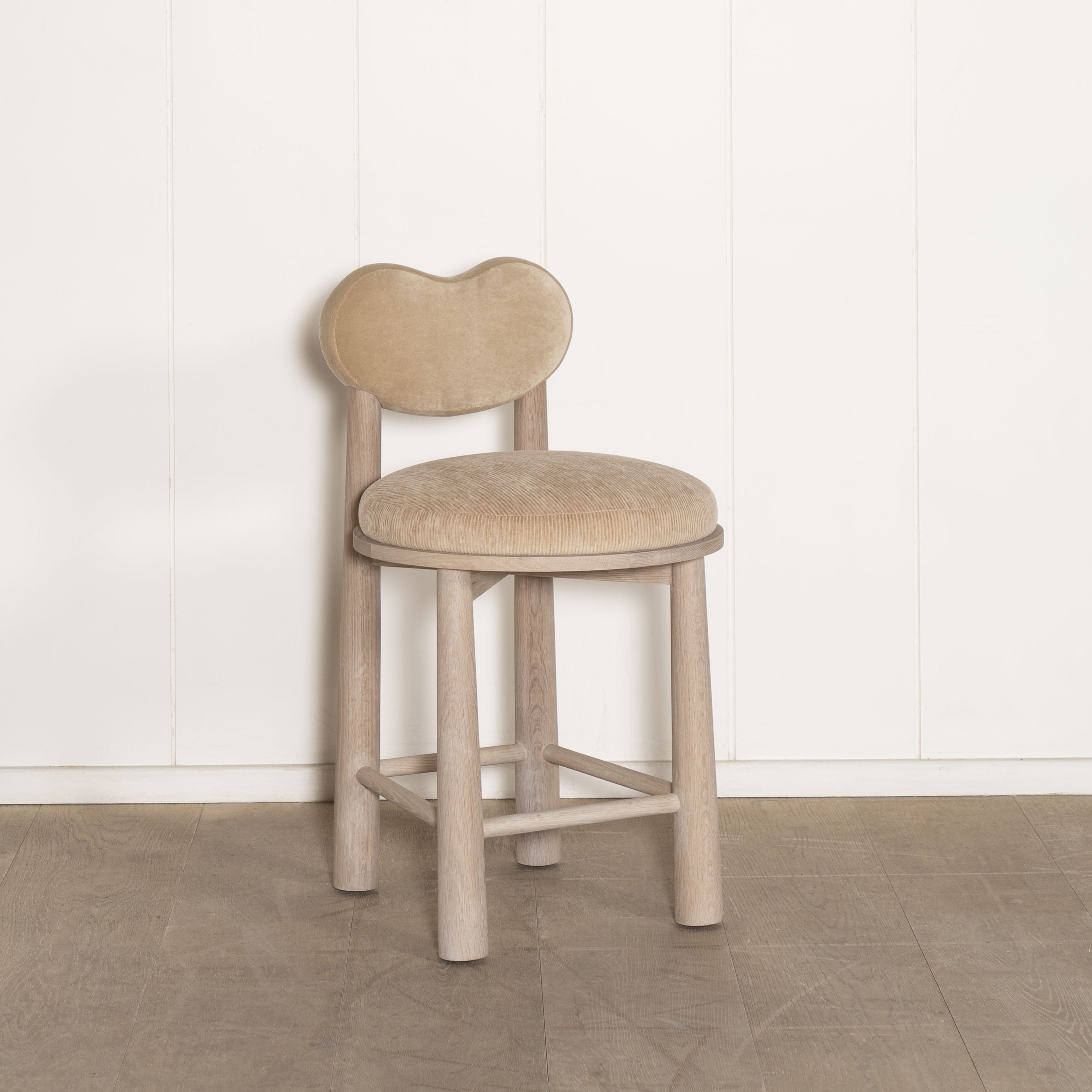 As Shown: in Sky Hemp back and Mila Cashew seat. Oak finished in Mint White Natural.