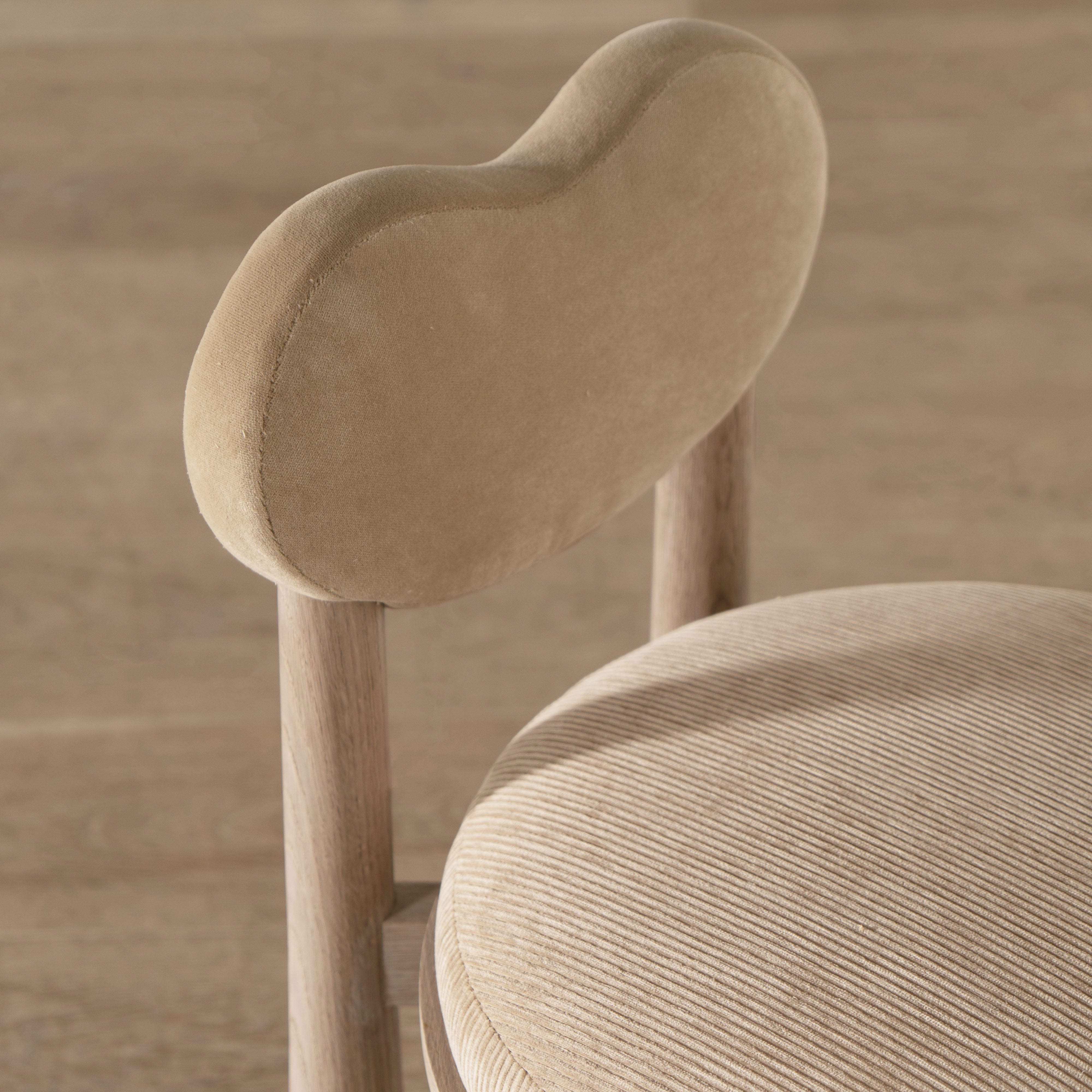 As Shown: in Sky Hemp back and Mila Cashew seat. Oak finished in Mint White Natural.
