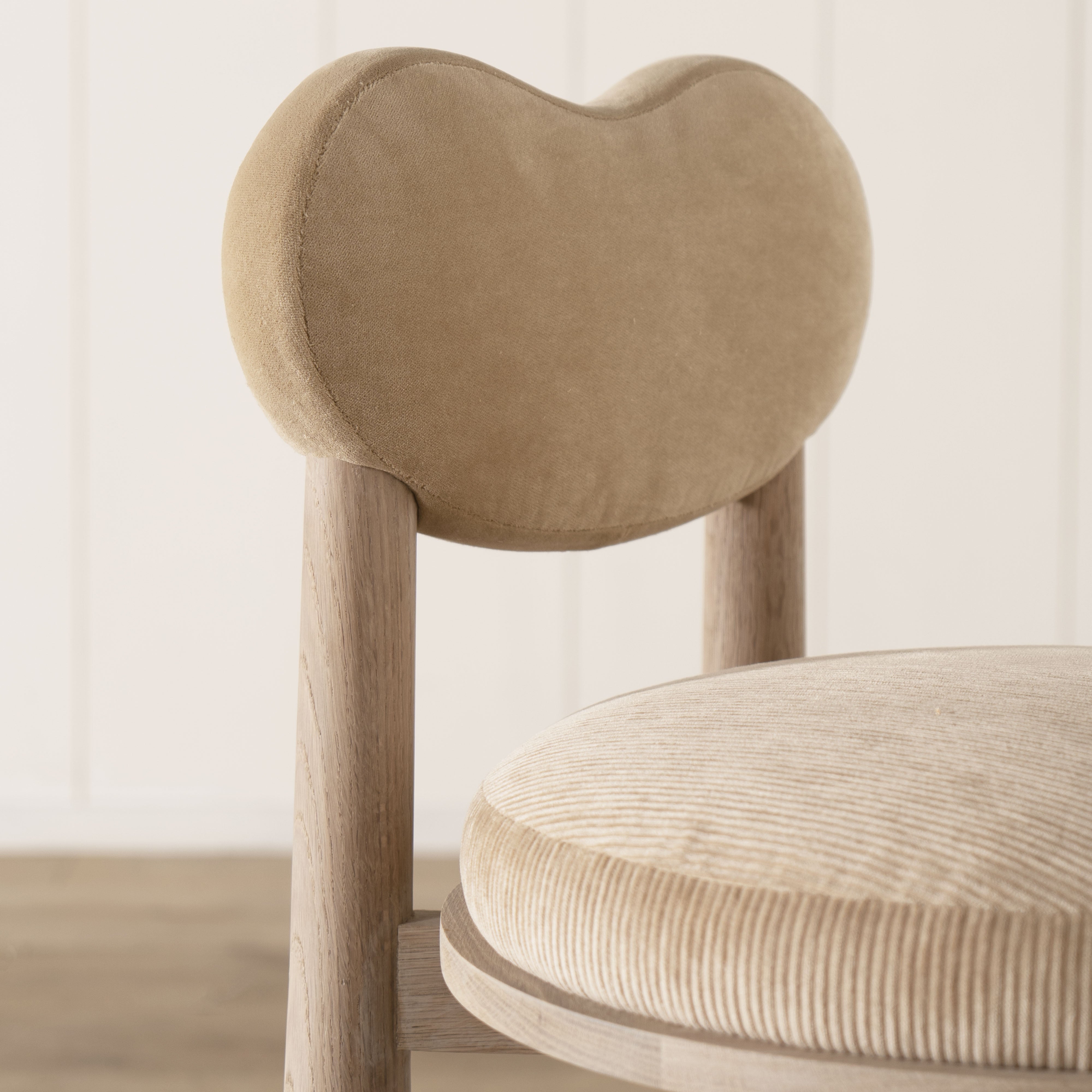 As Shown: in Sky Hemp back and Mila Cashew seat. Oak finished in Mint White Natural.