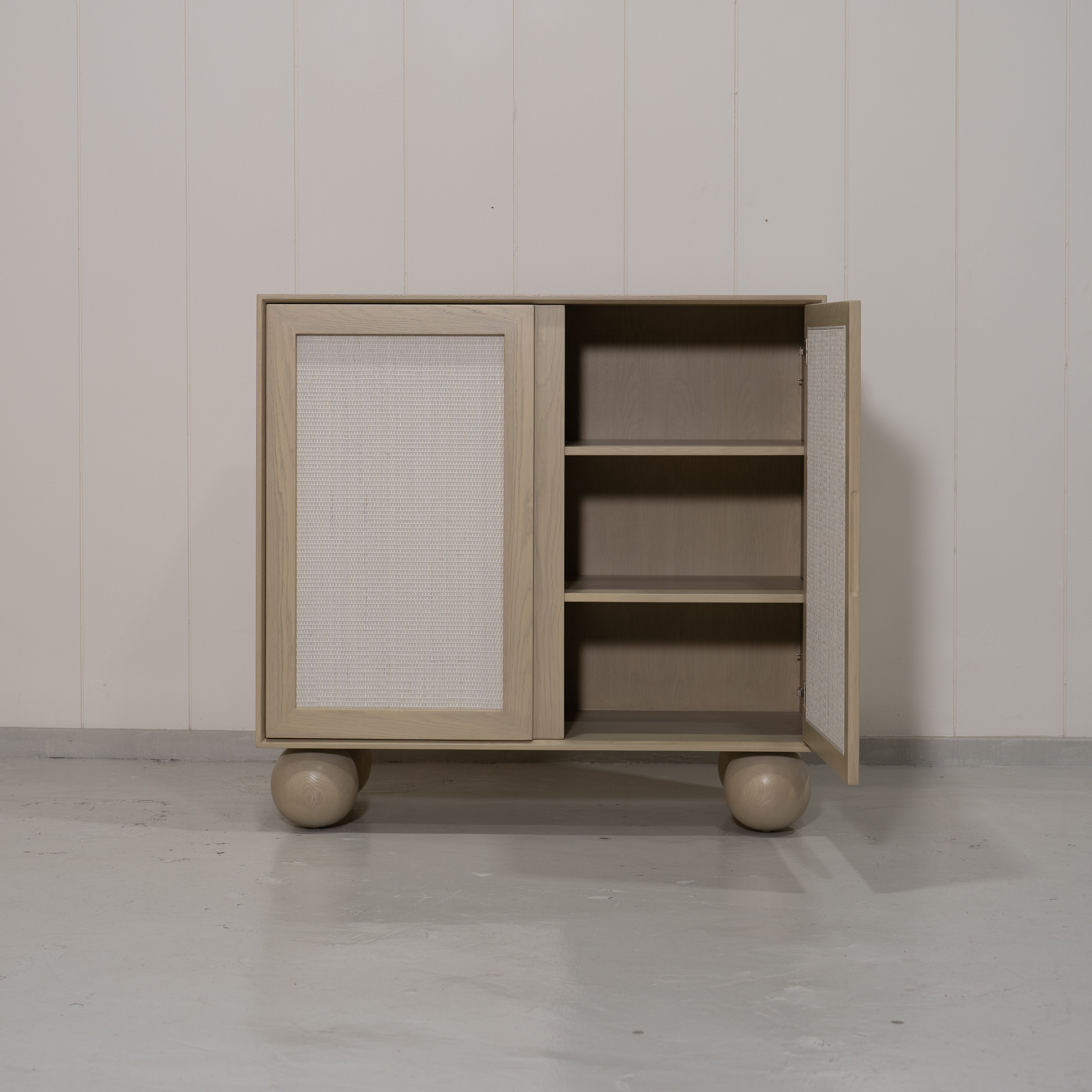 As Shown: Sand finish with EdgeComb Grey painted cane.